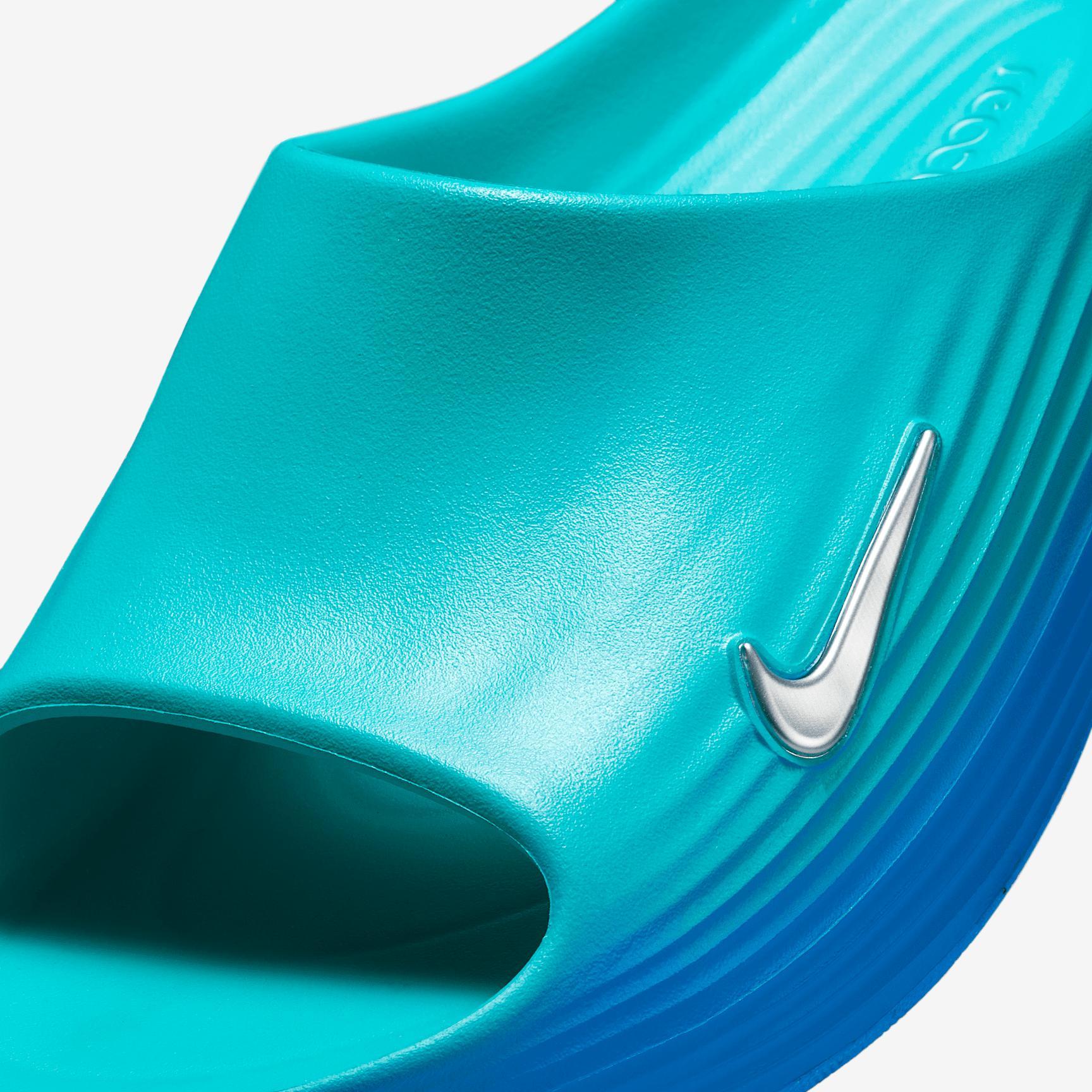 Nike Men's ReactX Rejuven8 Slides Product Image