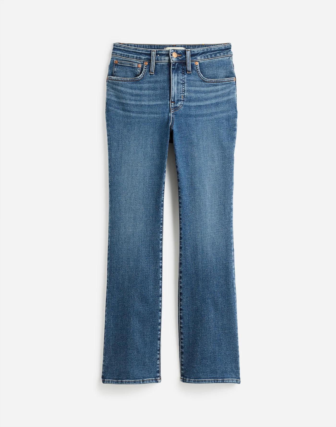 Curvy Kick Out Crop Jeans in Lenoir Wash Product Image