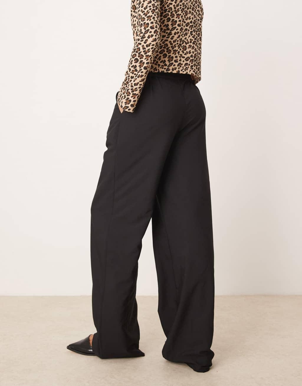 ASOS DESIGN Tall tailored wide leg dad pants in black Product Image