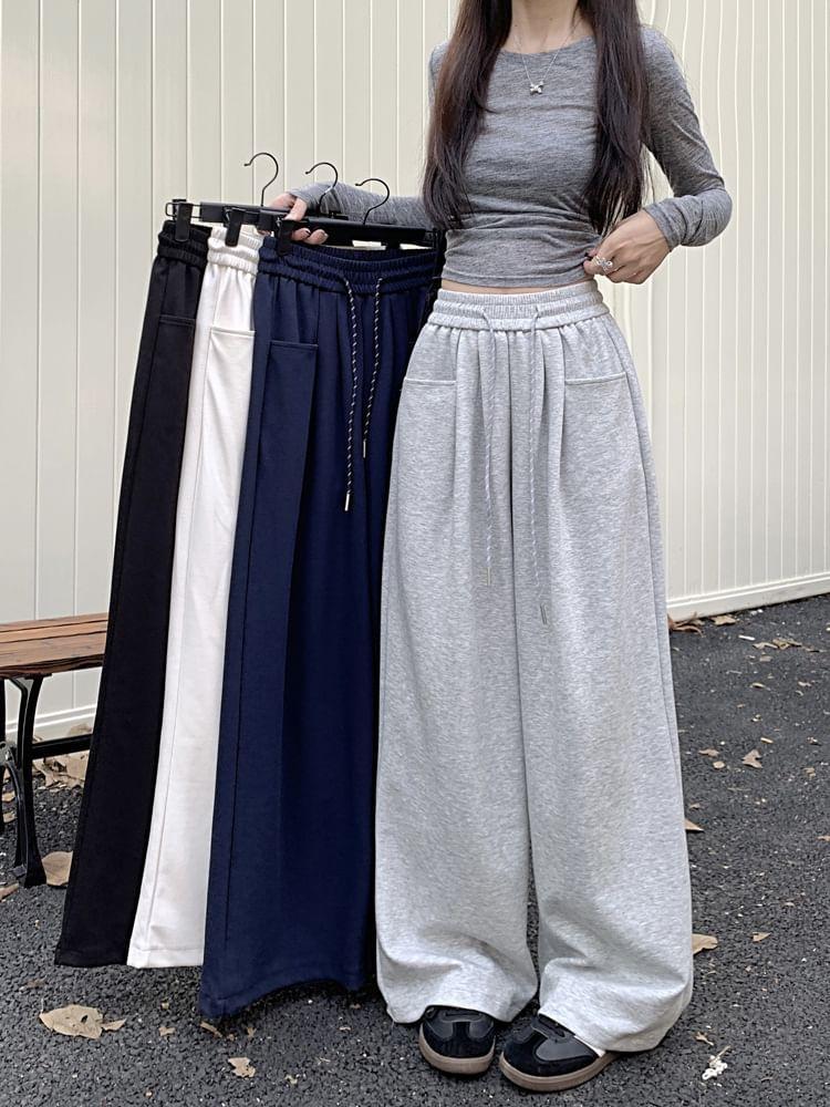 Drawstring Waist Plain Wide Leg Sweatpants Product Image