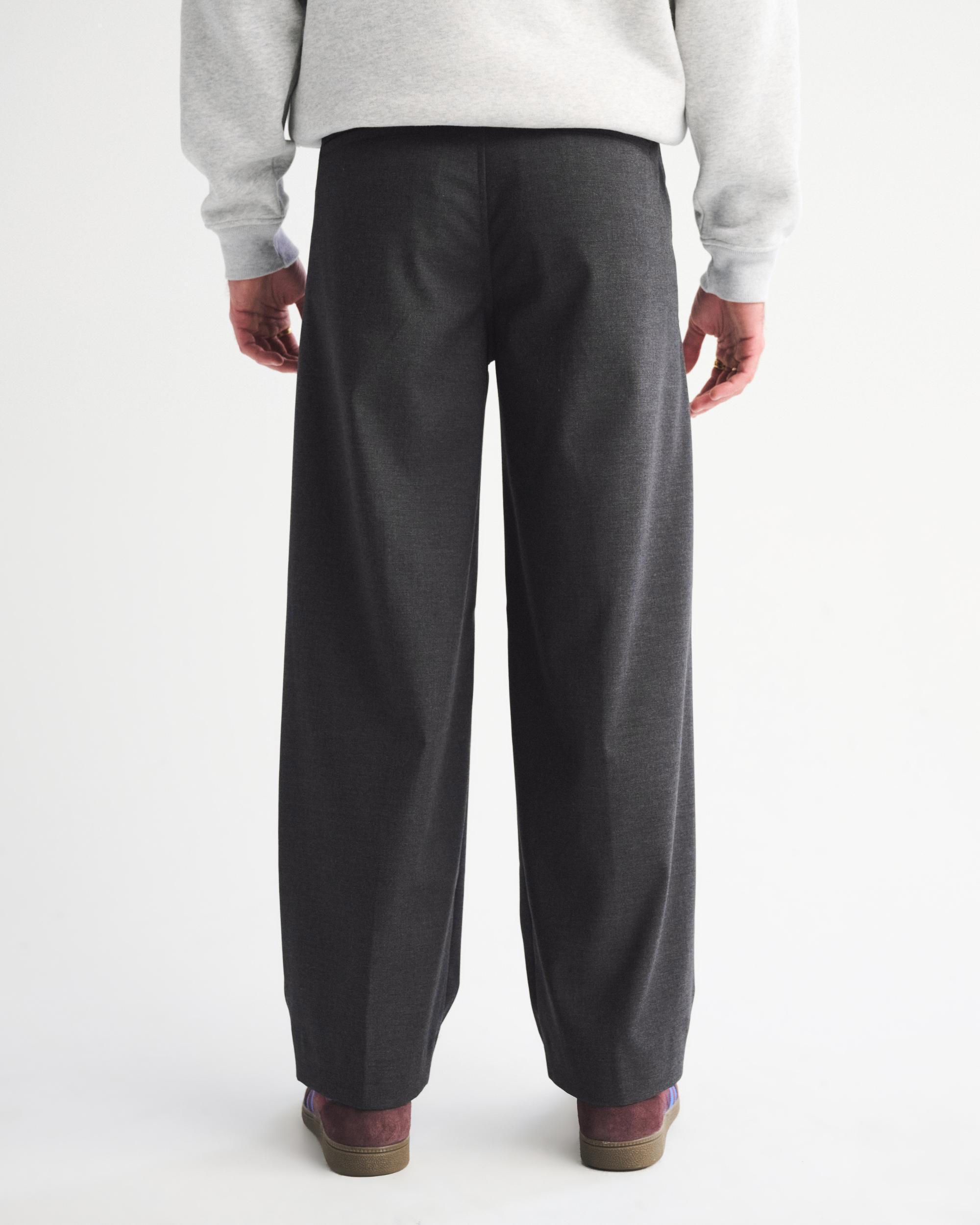 Pleated Baggy Trouser Product Image