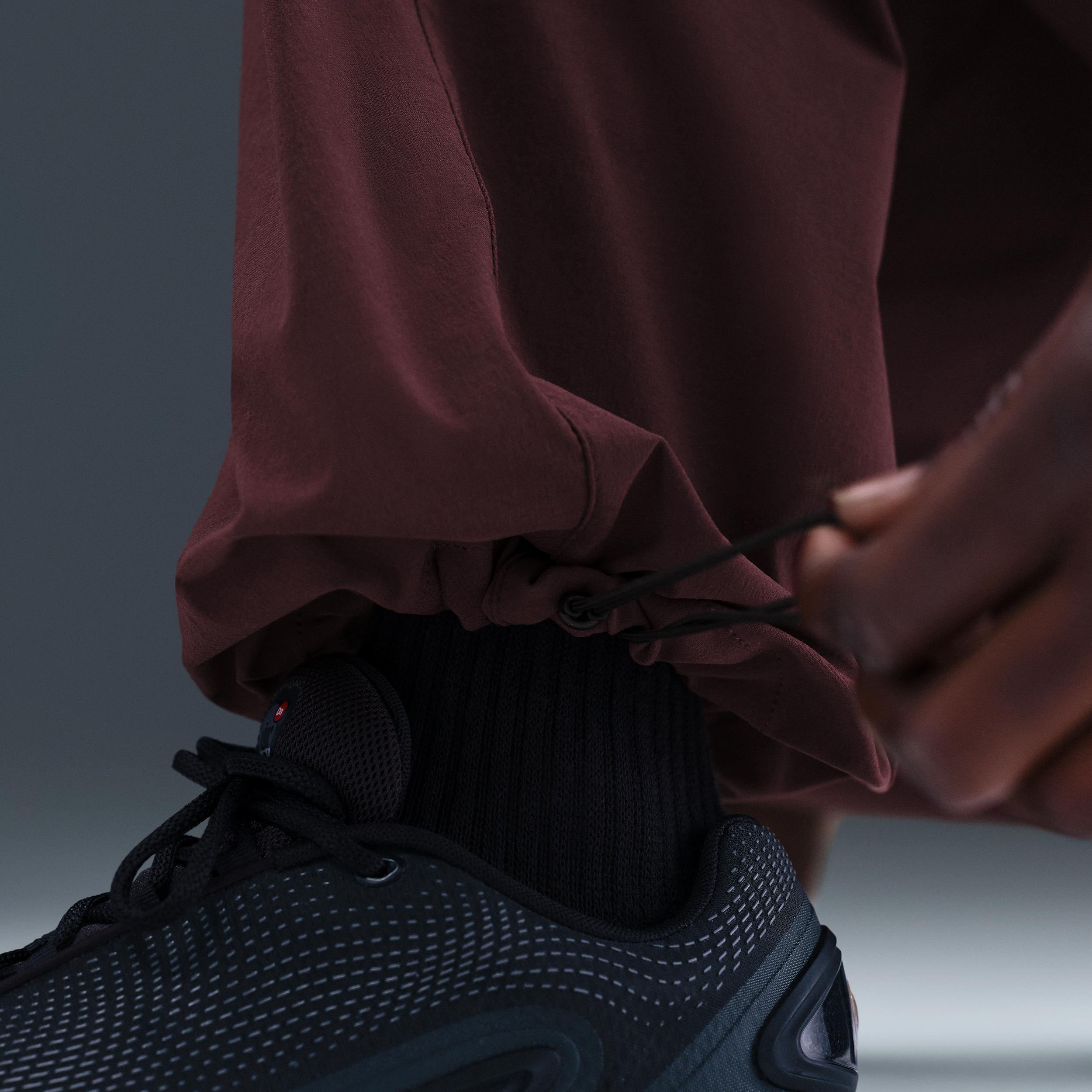 Nike Mens Tech Woven Oversized Pants | HM7158-652 Product Image