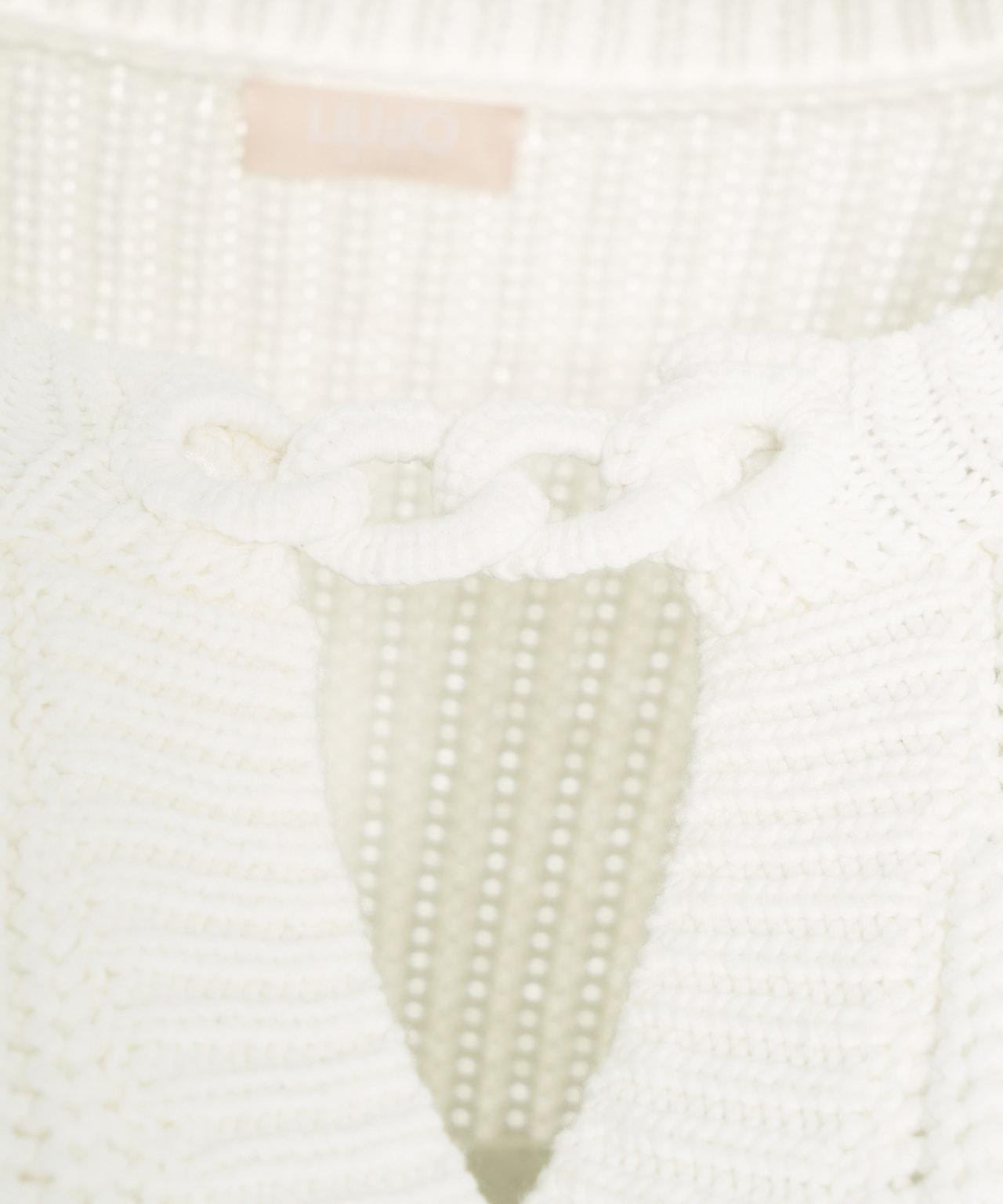 Oversize knit sweater Product Image