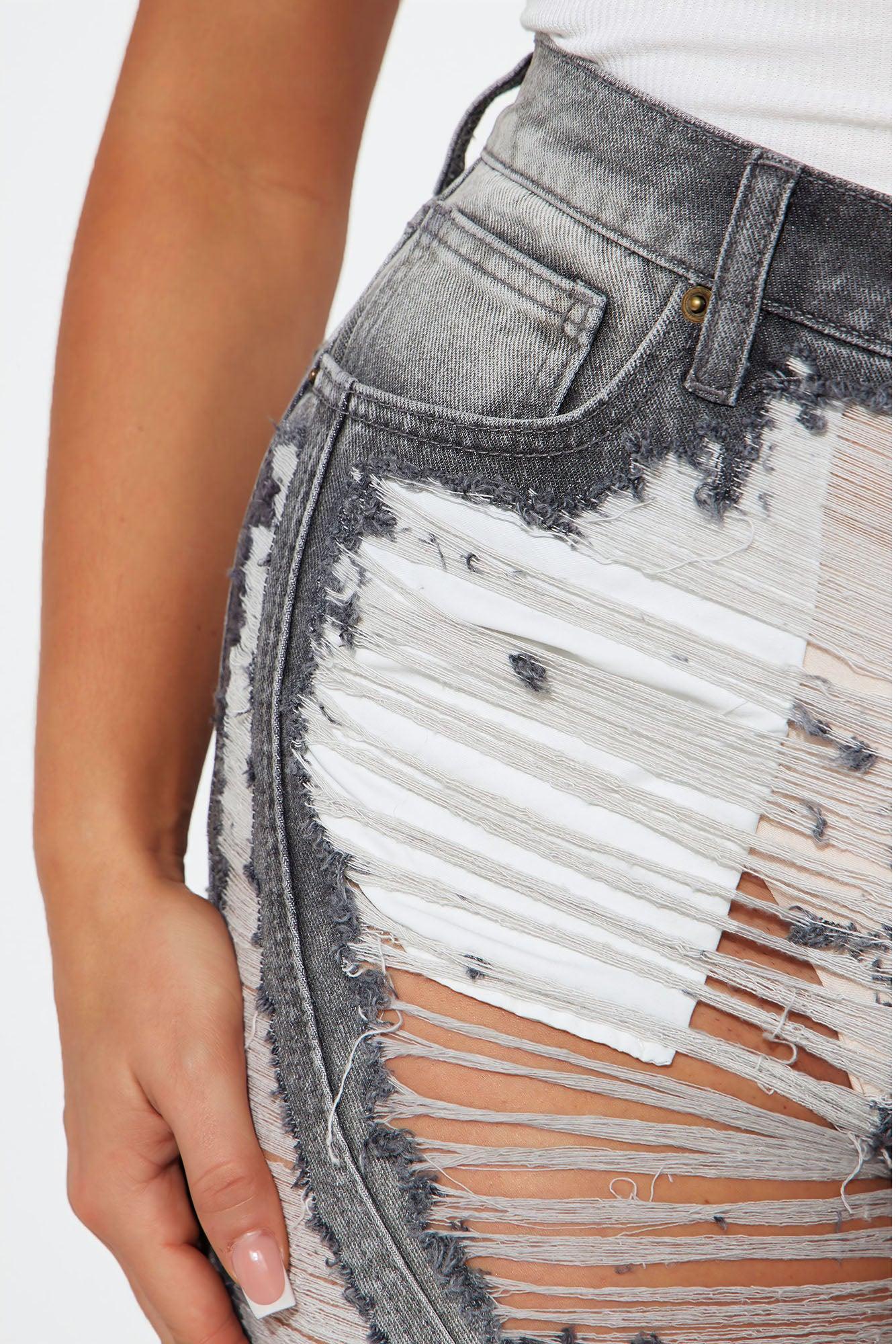 Locked In Shredded Wide Leg Jeans - Grey Product Image