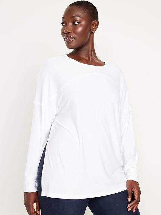 CloudMotion Tunic Product Image