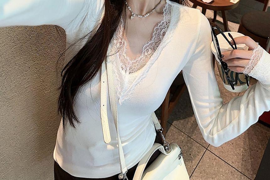 Long-Sleeve V-Neck Plain Lace Trim Ribbed Slim Fit Tee Product Image