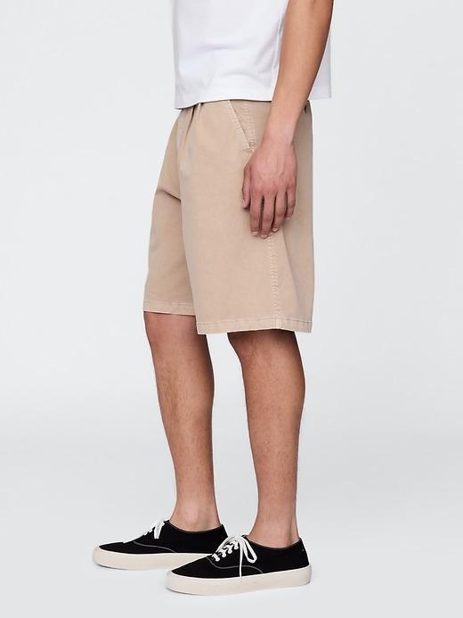 Pleated Khaki Shorts Product Image
