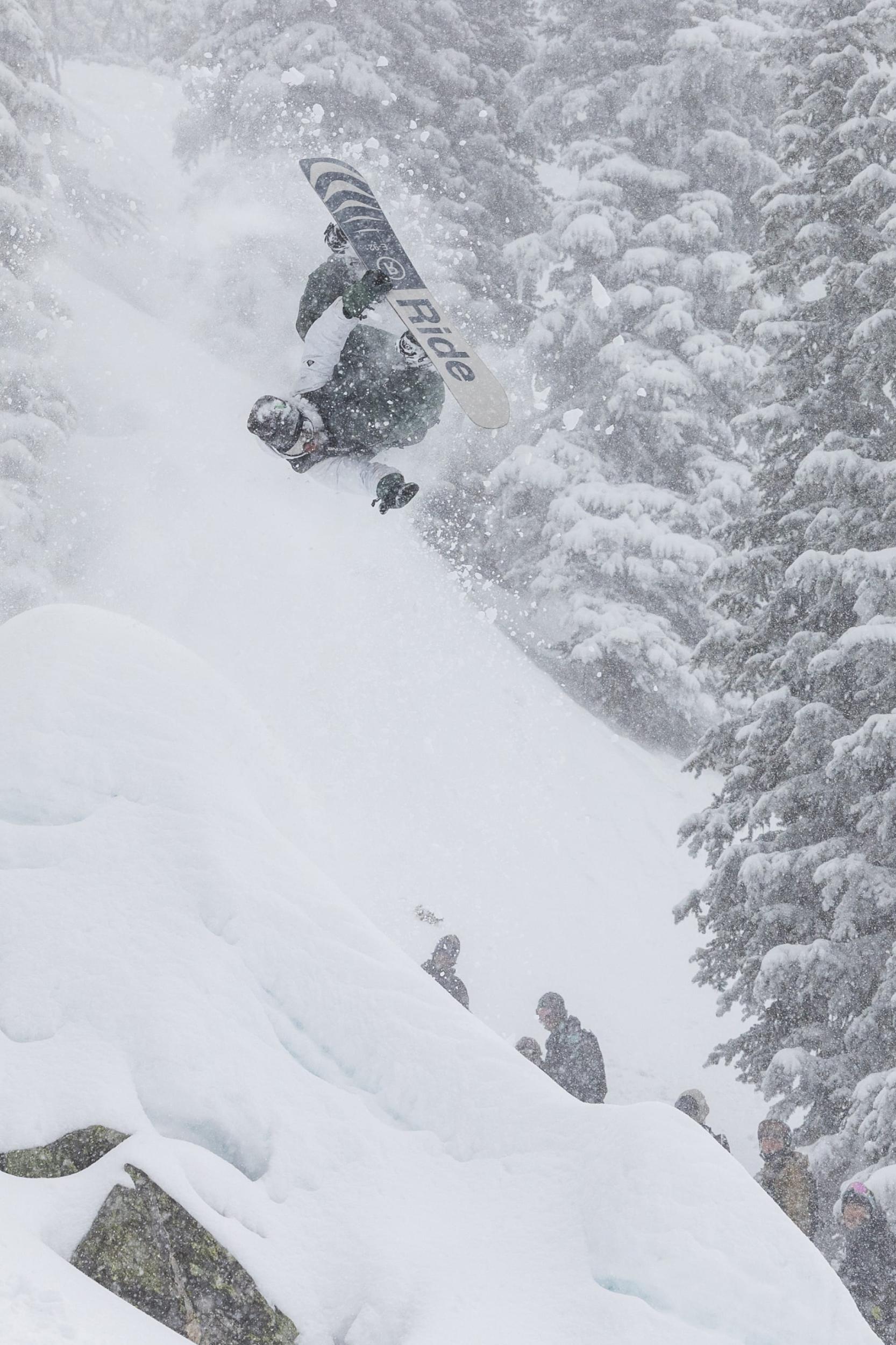 686 Men's GORE-TEX GT Shell Jacket Male Product Image