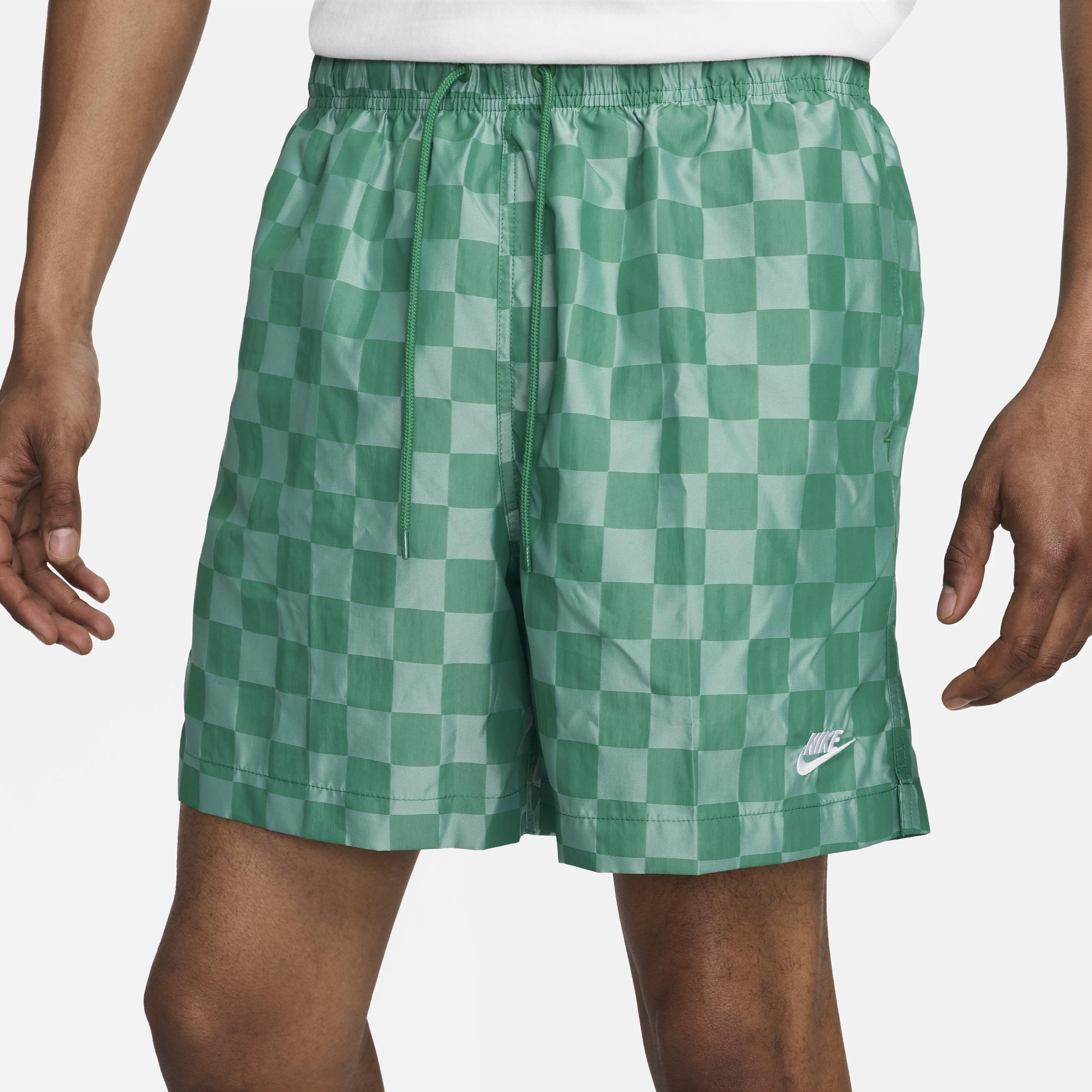 Nike Men's Club Flow Shorts Product Image