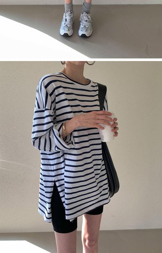 Long-Sleeve Crewneck Striped T-Shirt Product Image