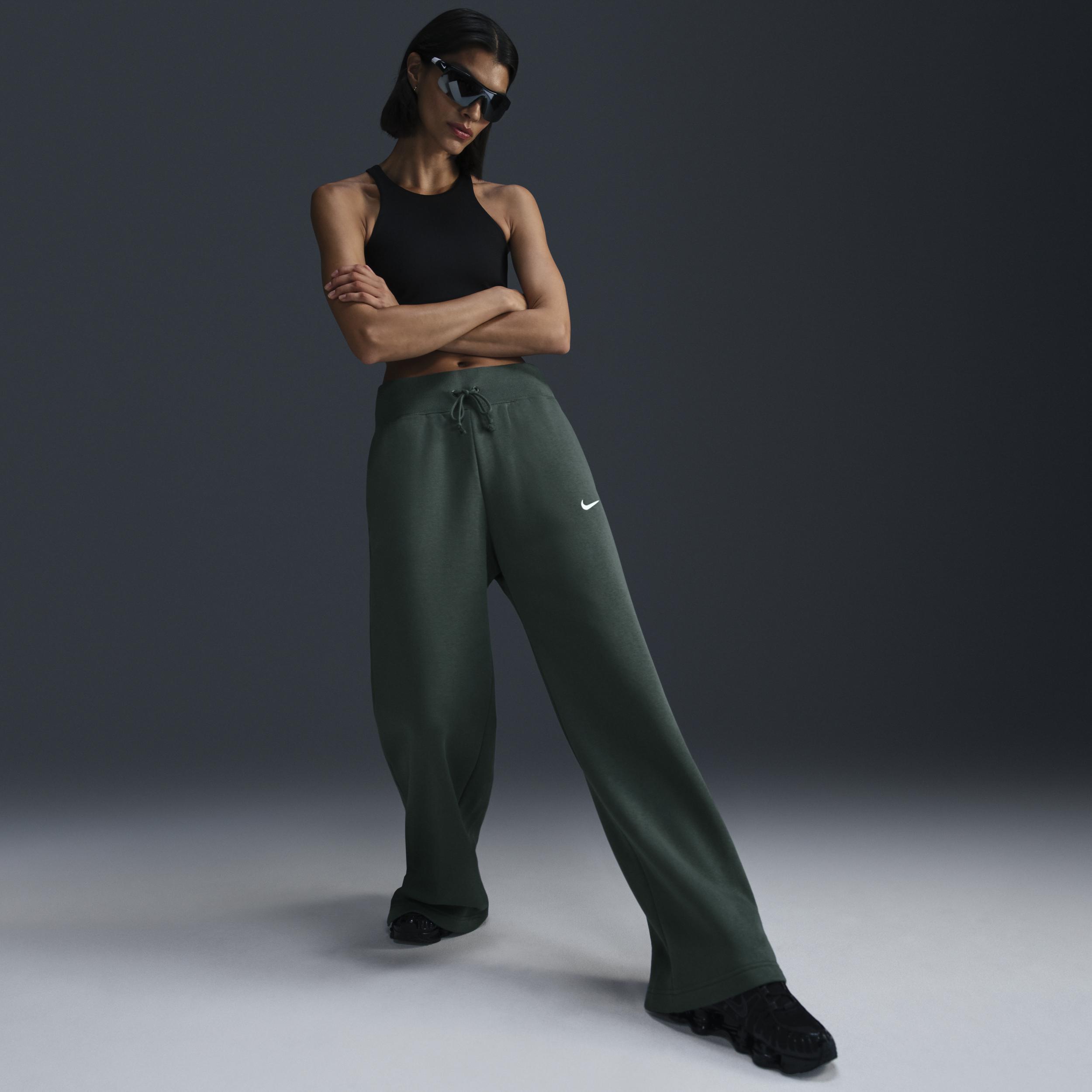 Women's Nike Sportswear Phoenix Fleece High-Waisted Wide-Leg Sweatpants Product Image