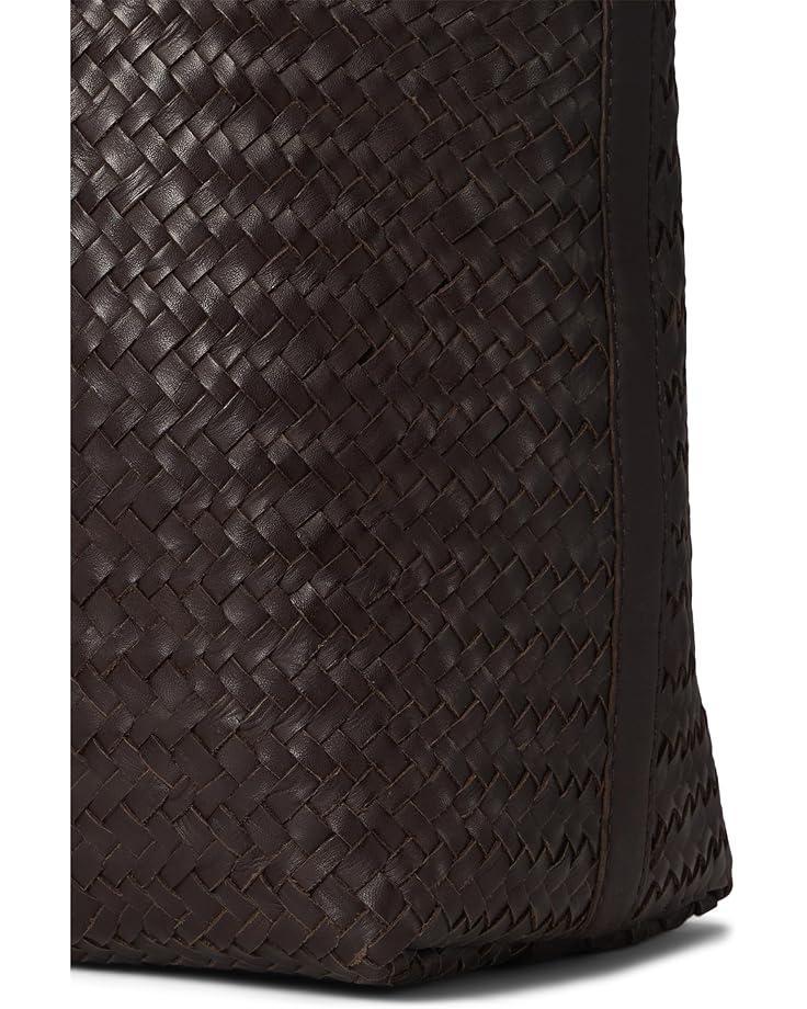 The Essential Curve Shoulder Bag in Handwoven Leather Product Image