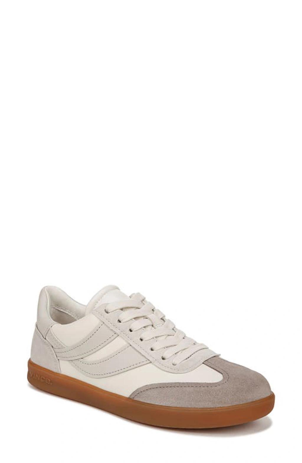 Women's Oasis Low Top Lace Up Sneakers In Horchata Product Image