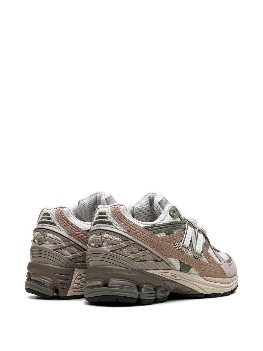 1906U"Linen/Dark Olivine/Flat Taupe" sneakers Product Image