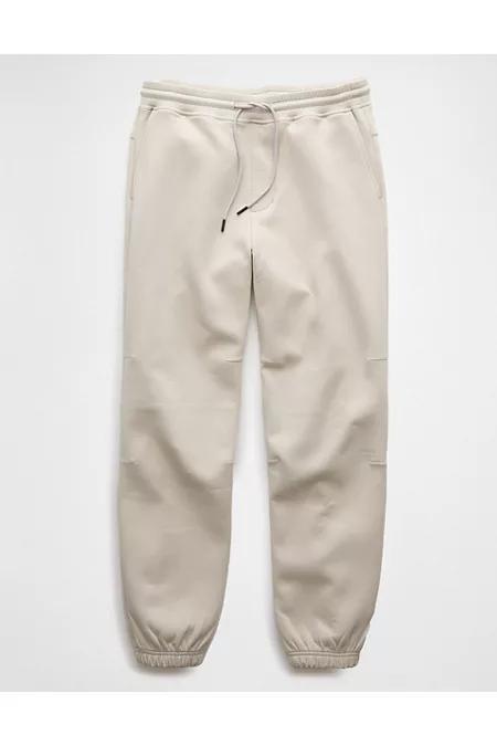 AE 24/7 Tech Fleece Jogger Men's Product Image