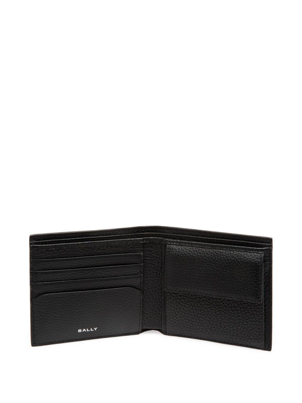 textured leather wallet Product Image
