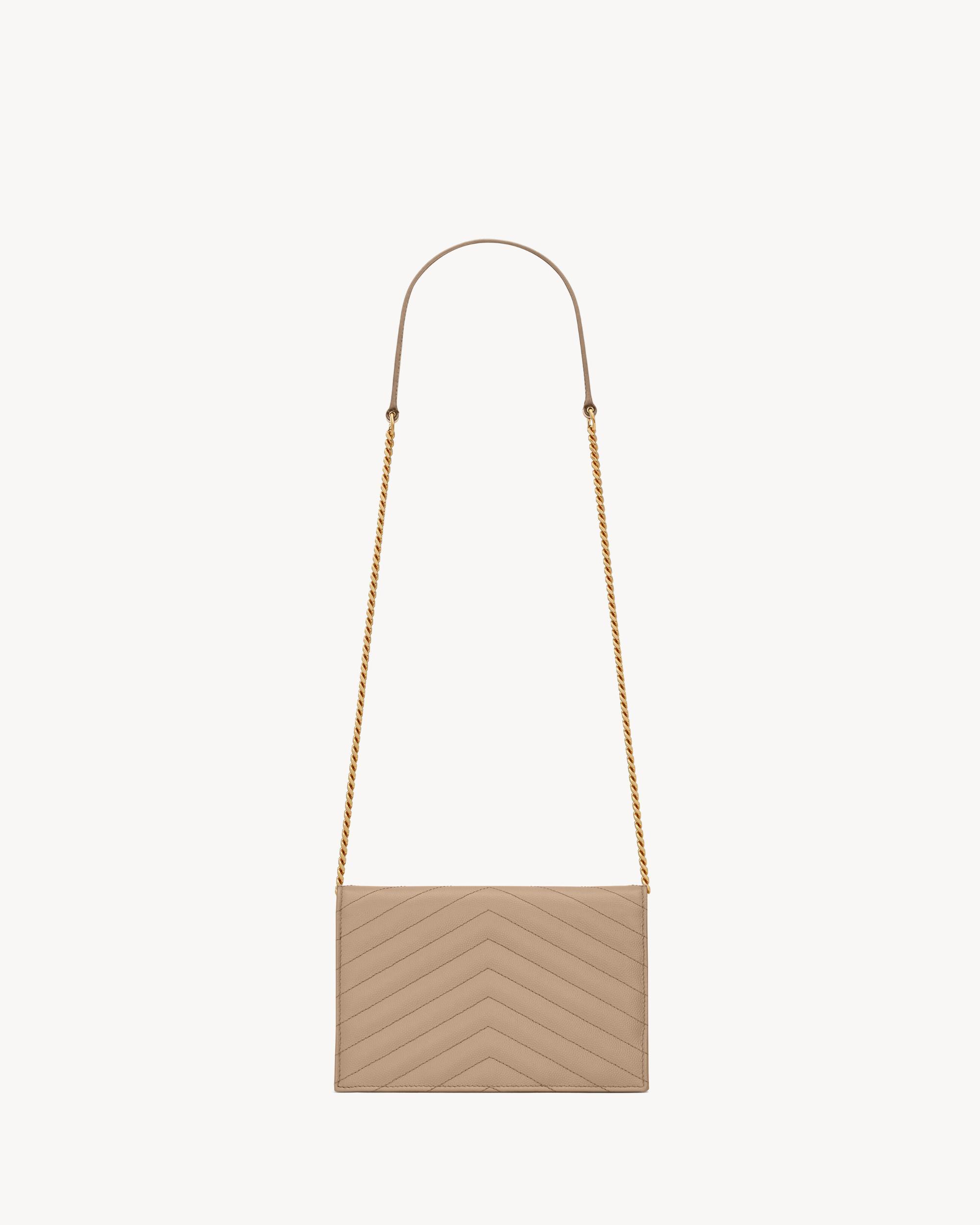 CASSANDRE ENVELOPE CHAIN WALLET IN GRAIN DE POUDRE LEATHER Product Image