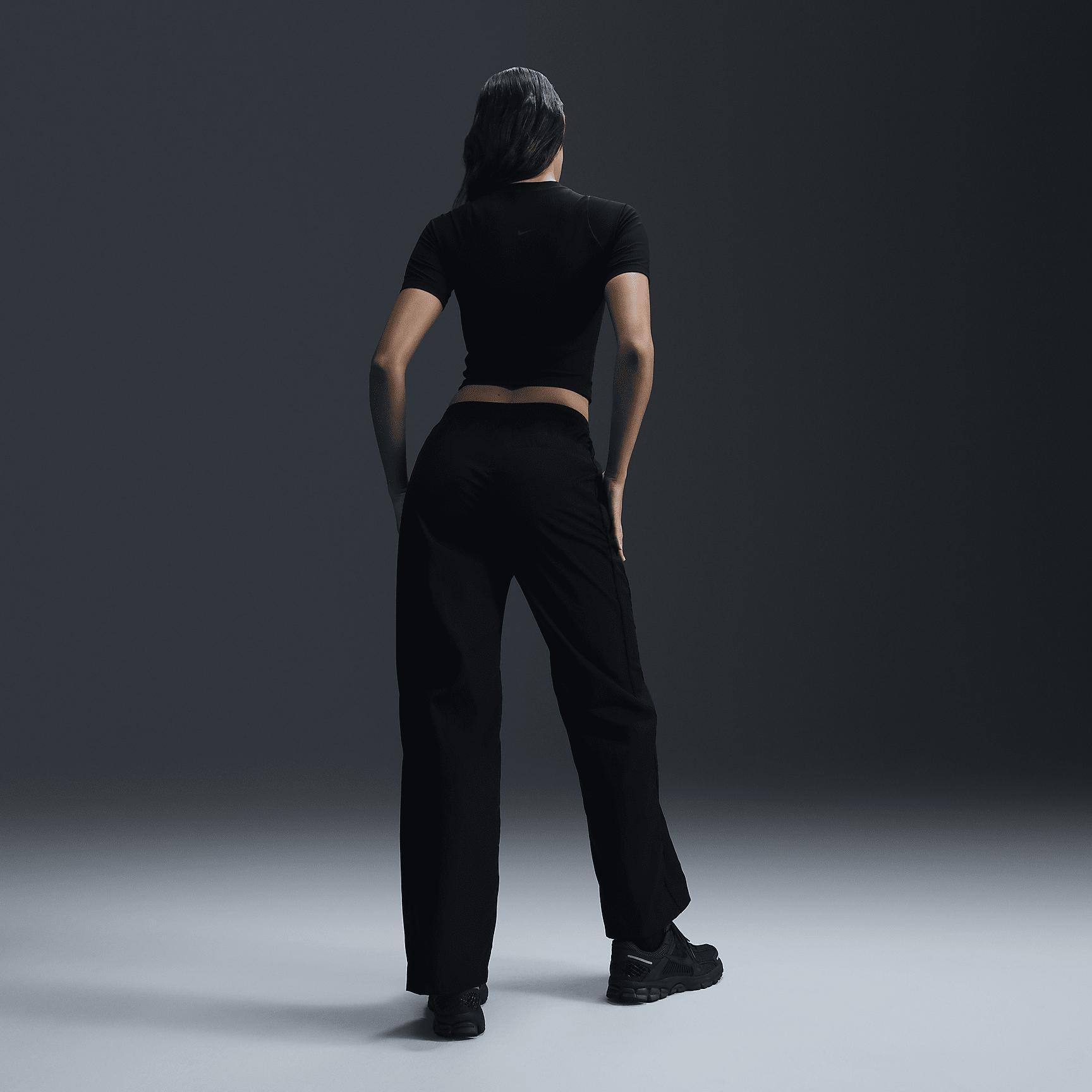 Nike Womens Windrunner High-Waisted Woven Open-Hem Pants | FV7655-010 Product Image