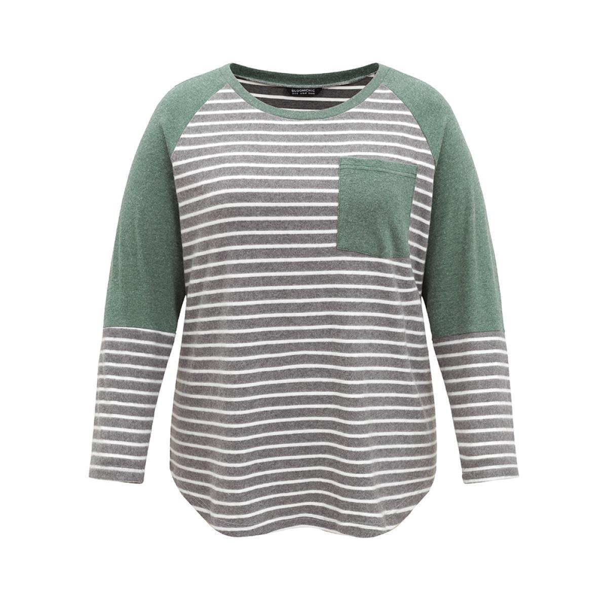 Plus Size Patchwork Striped Patched Pocket Raglan Sleeve T-shirt Green Women Casual Contrast Striped Round Neck Dailywear T-shirts BloomChic 30/6X Product Image