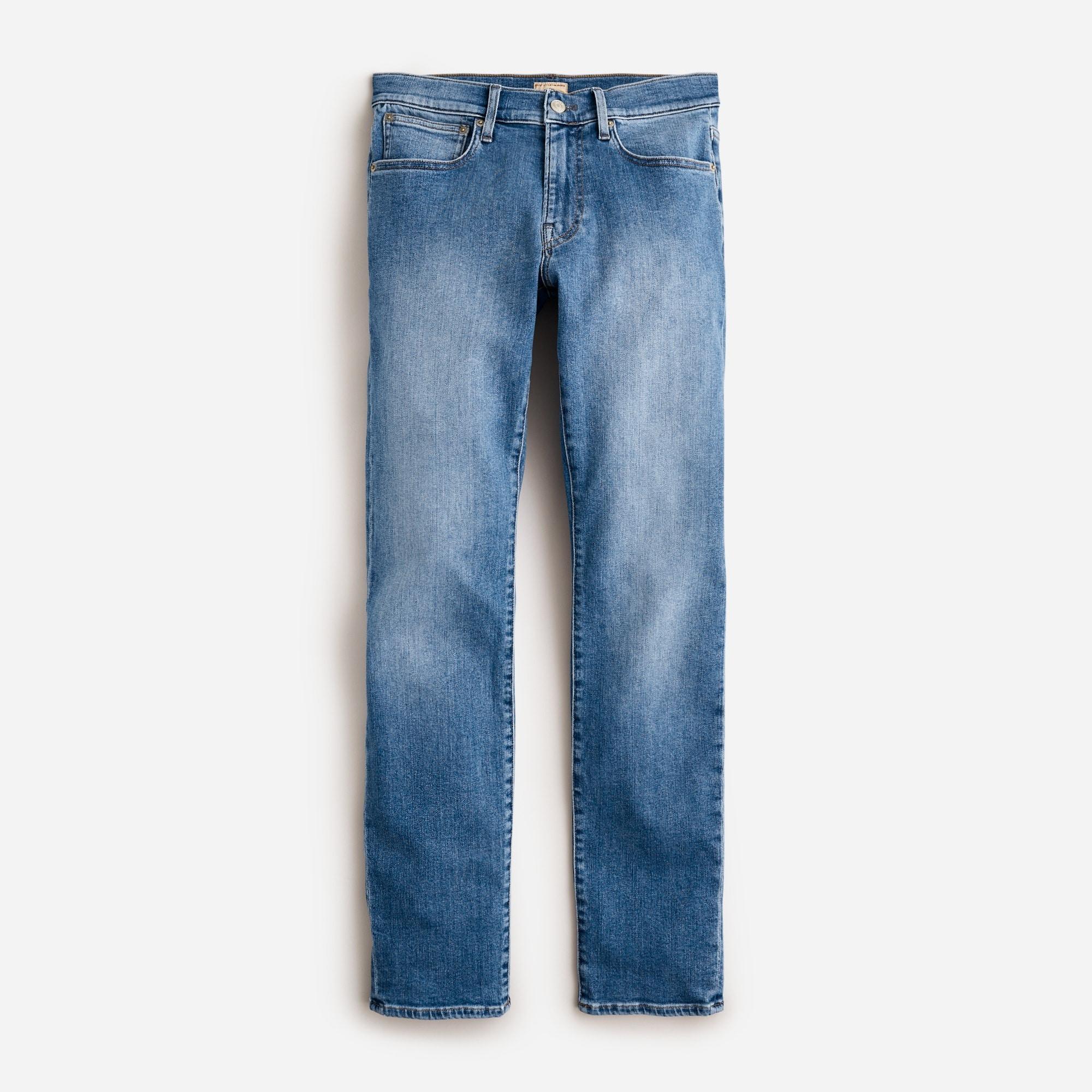 484 Slim-fit stretch jean in medium wash Product Image