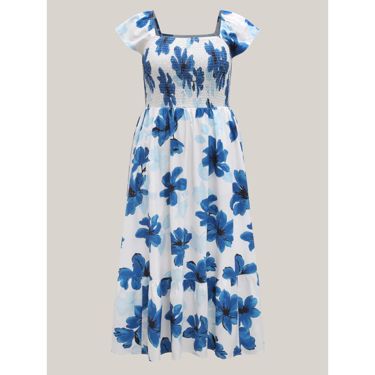 Plus Size Floral Pattern Shirred Pockets Midi Dress Mediumblue Women Romantic Square Neck Cap Sleeve Curvy BloomChic 18-20/2X Product Image