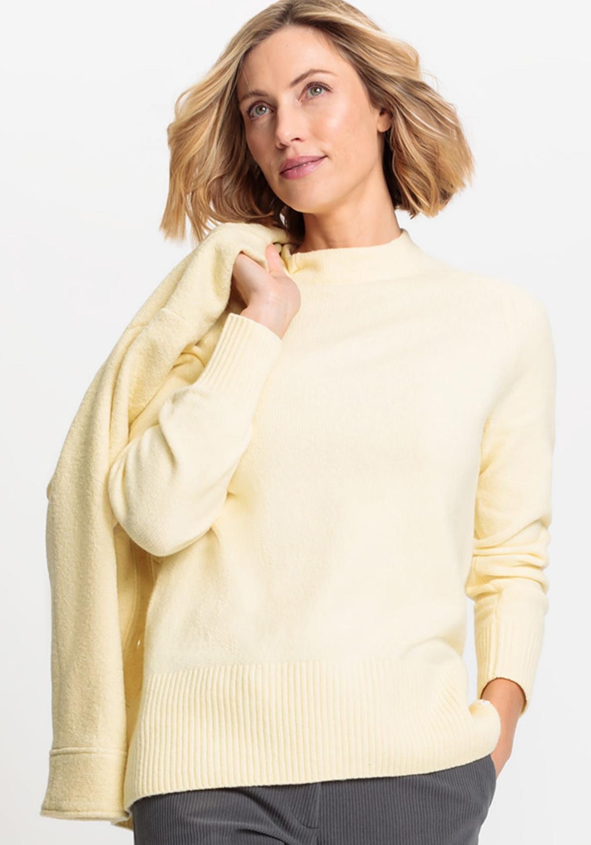 Olsen Womens Long Sleeve Funnel Neck Pullover Product Image