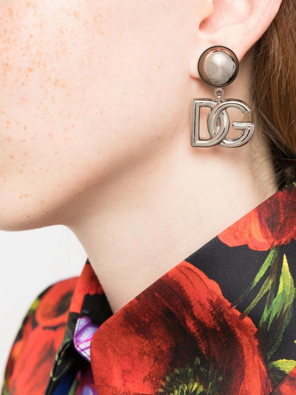 DOLCE & GABBANA Logo-plaque Clip-on Earrings In Grey Product Image