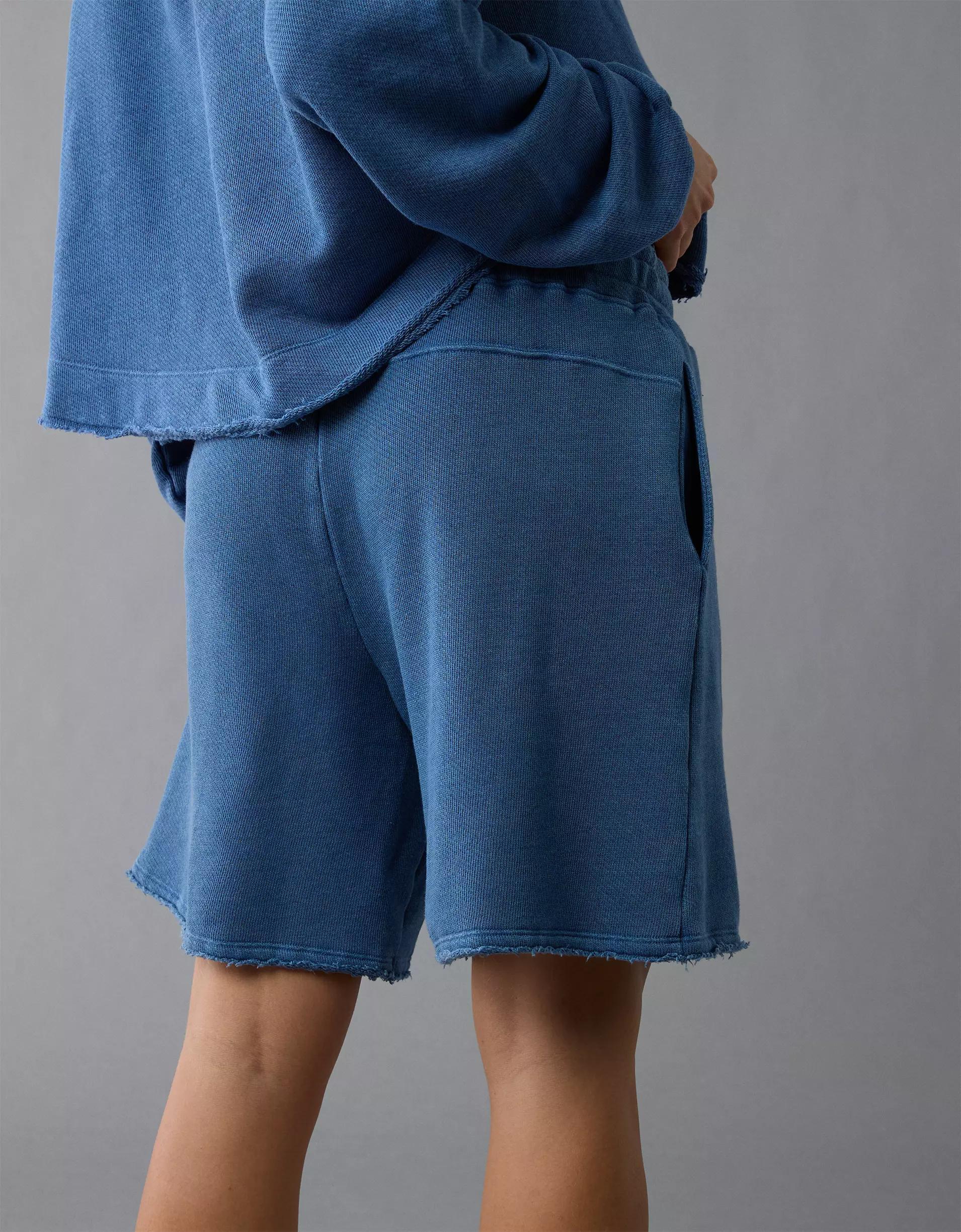 AE Saltwash Fleece Bermuda Short Product Image