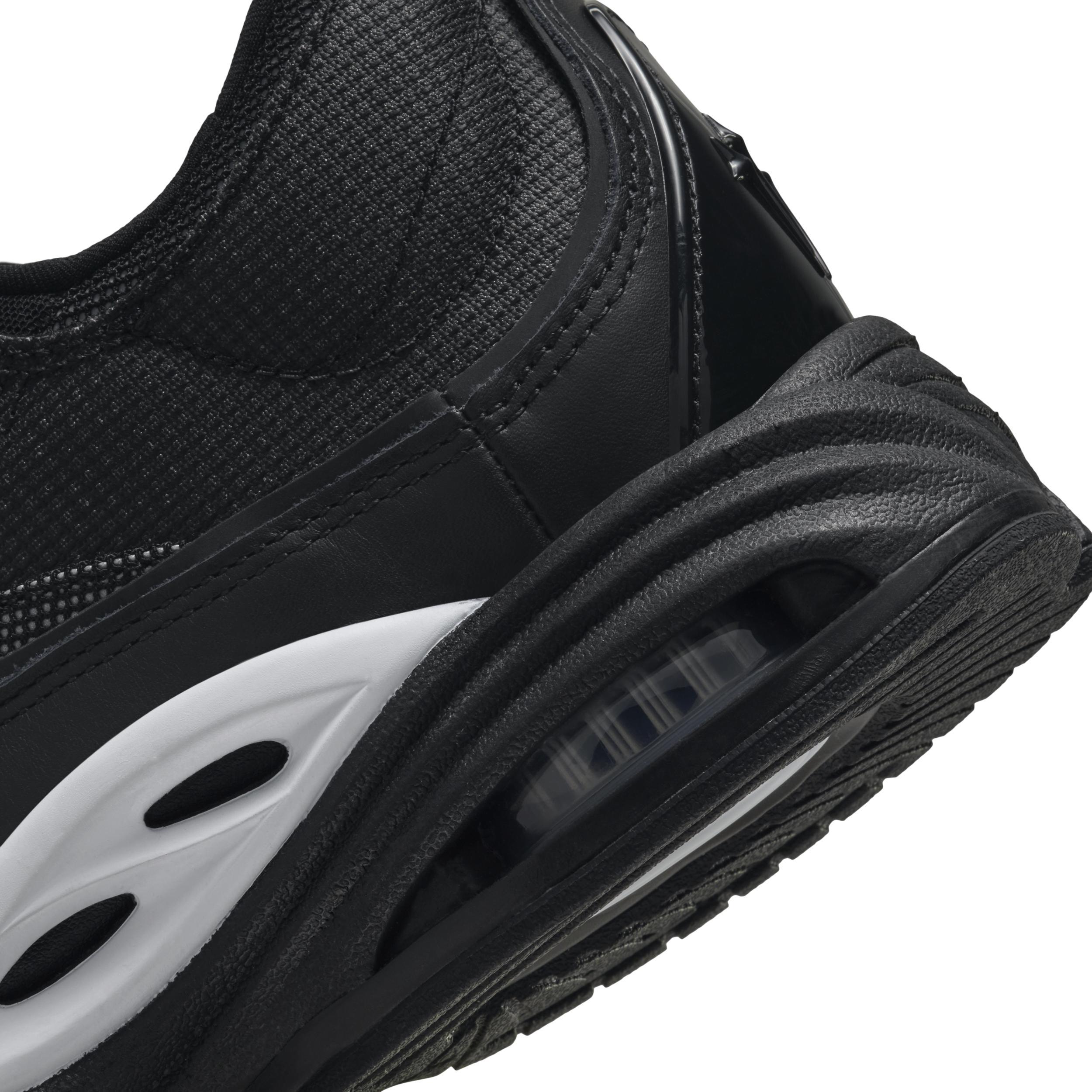 Nike Men's NOCTA Zoom Drive Shoes Product Image