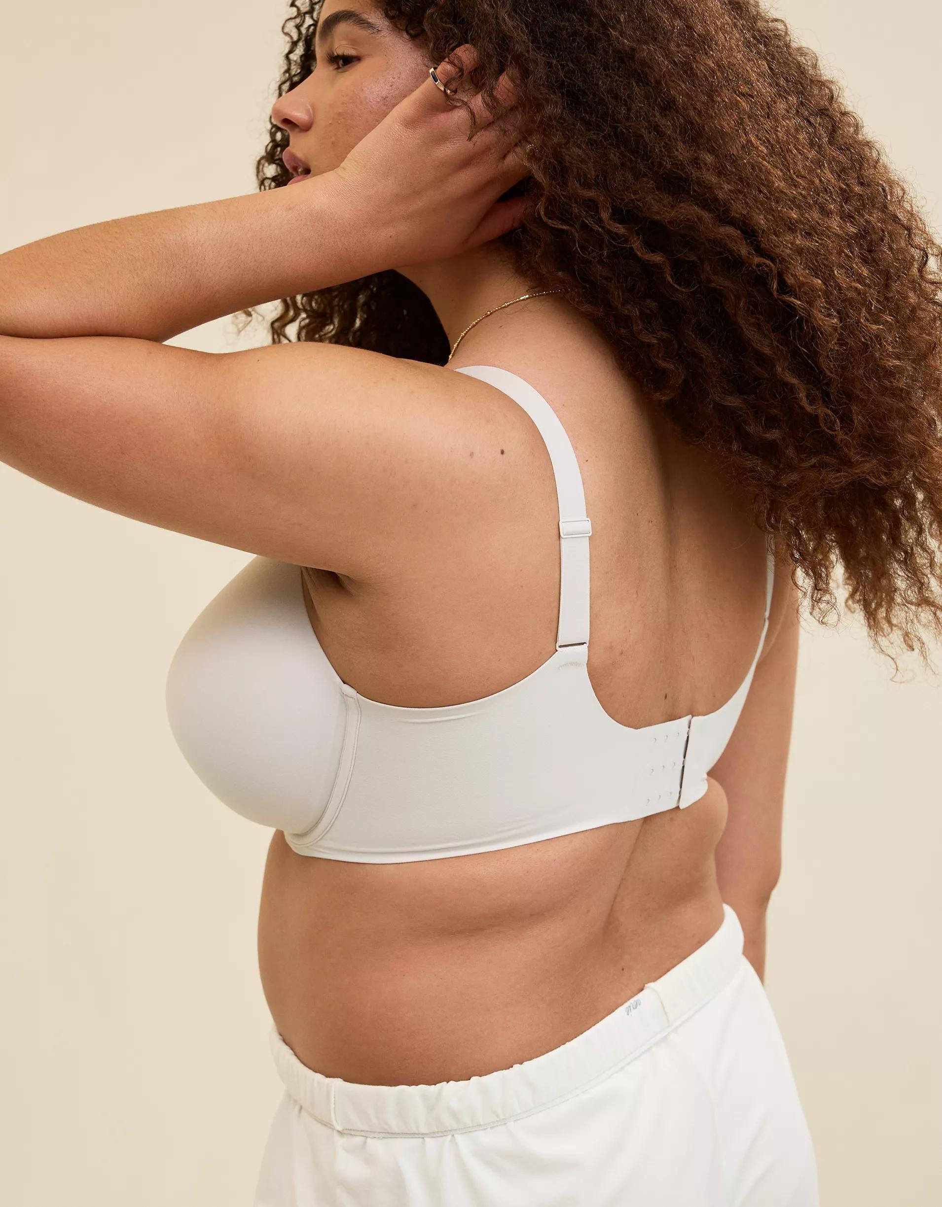 SMOOTHEZ Full Coverage Lightly Lined Bra Product Image