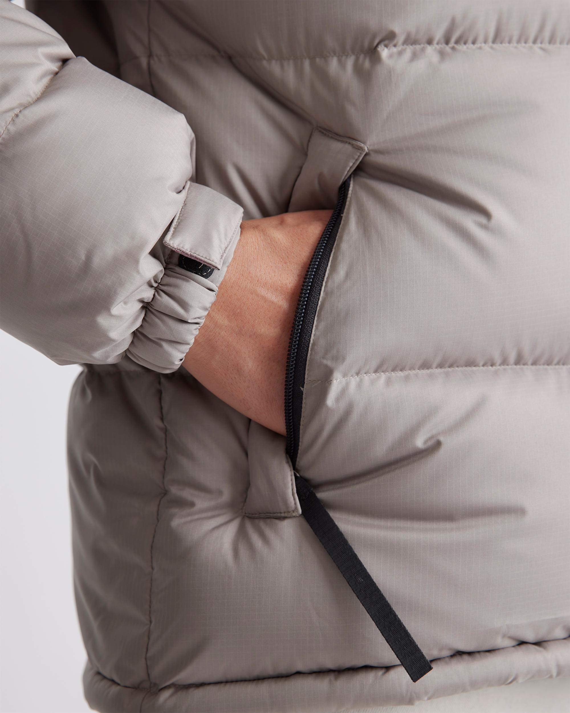 Quince | Men's Responsible Down Puffer Jacket Recycled Polyester Product Image