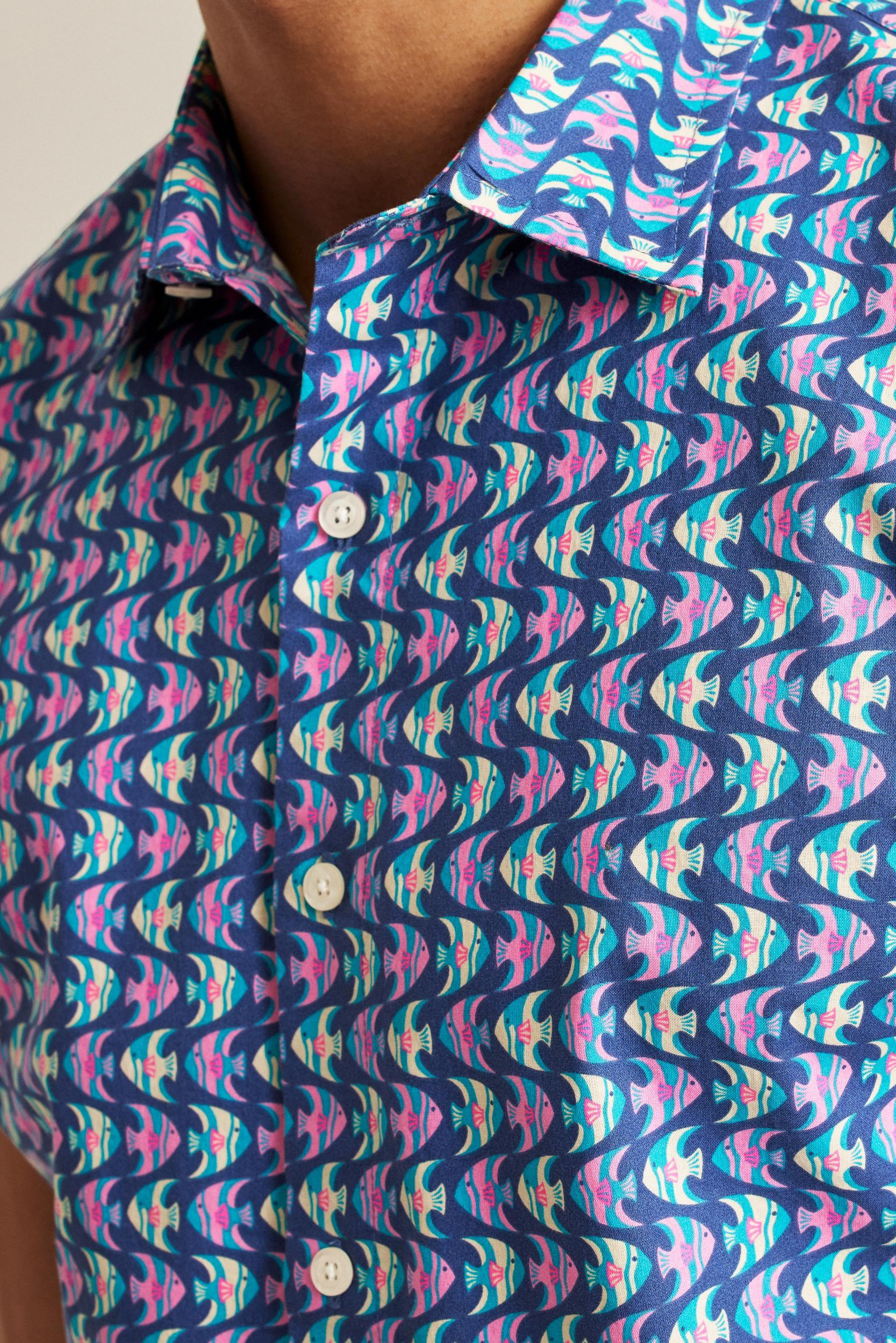 Riviera Short Sleeve Shirt Product Image