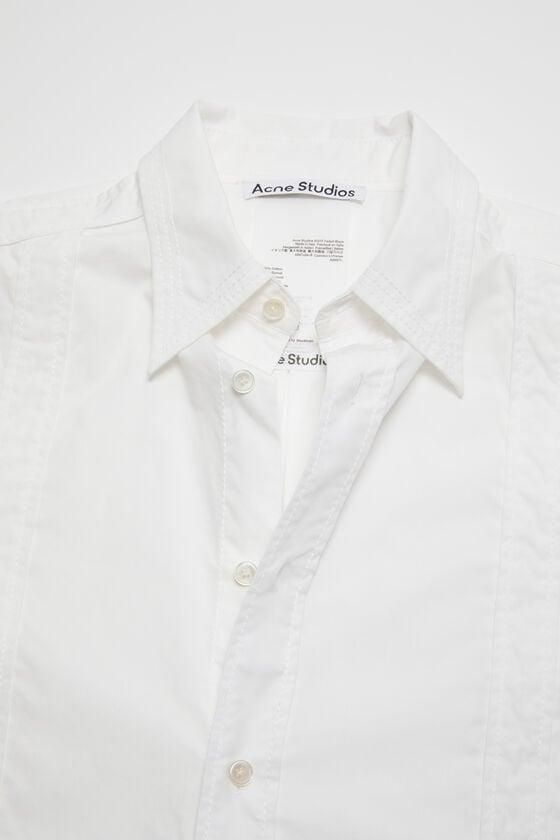 Short sleeve button-up shirt Product Image
