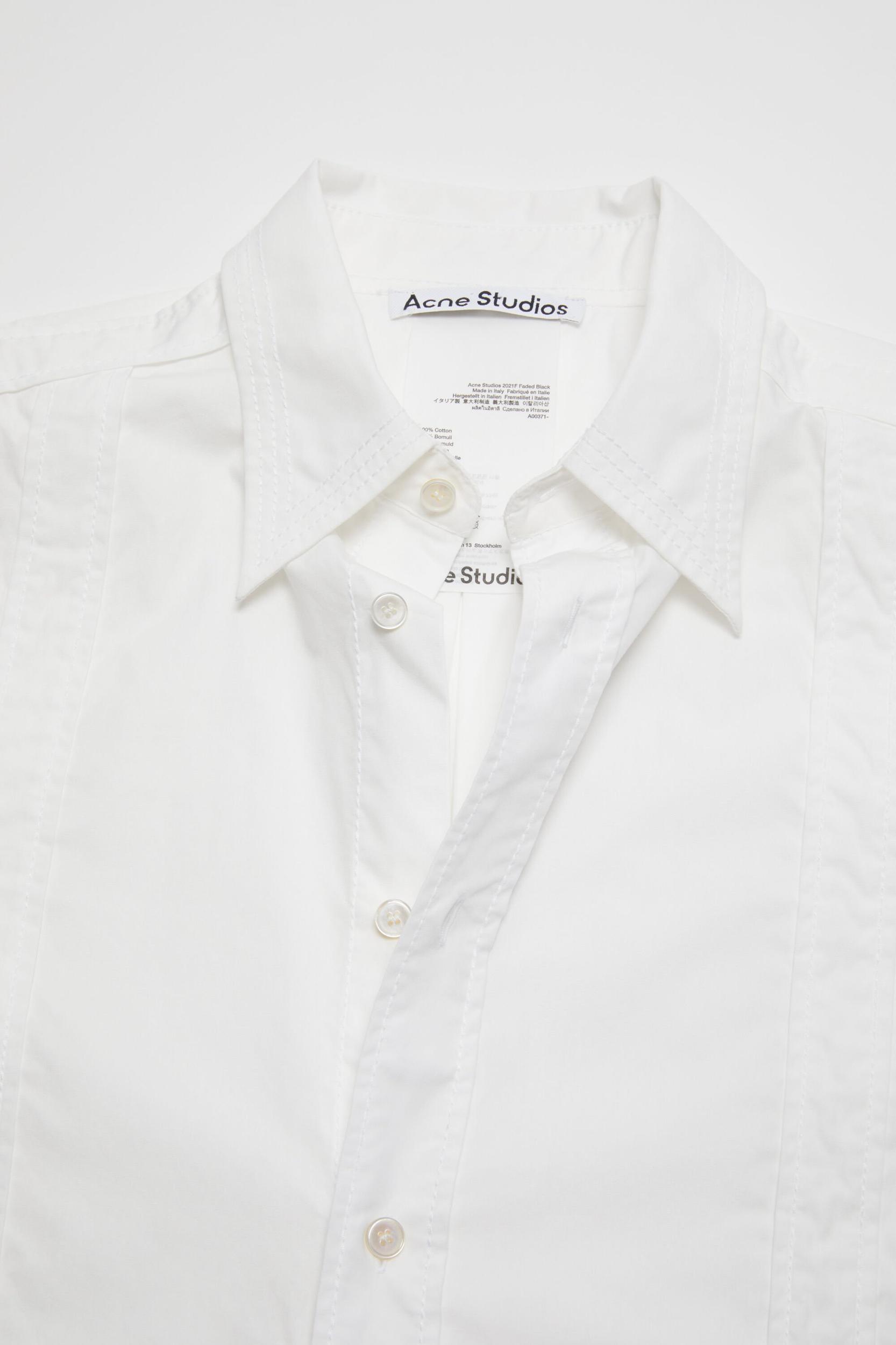Short sleeve button-up shirt Product Image