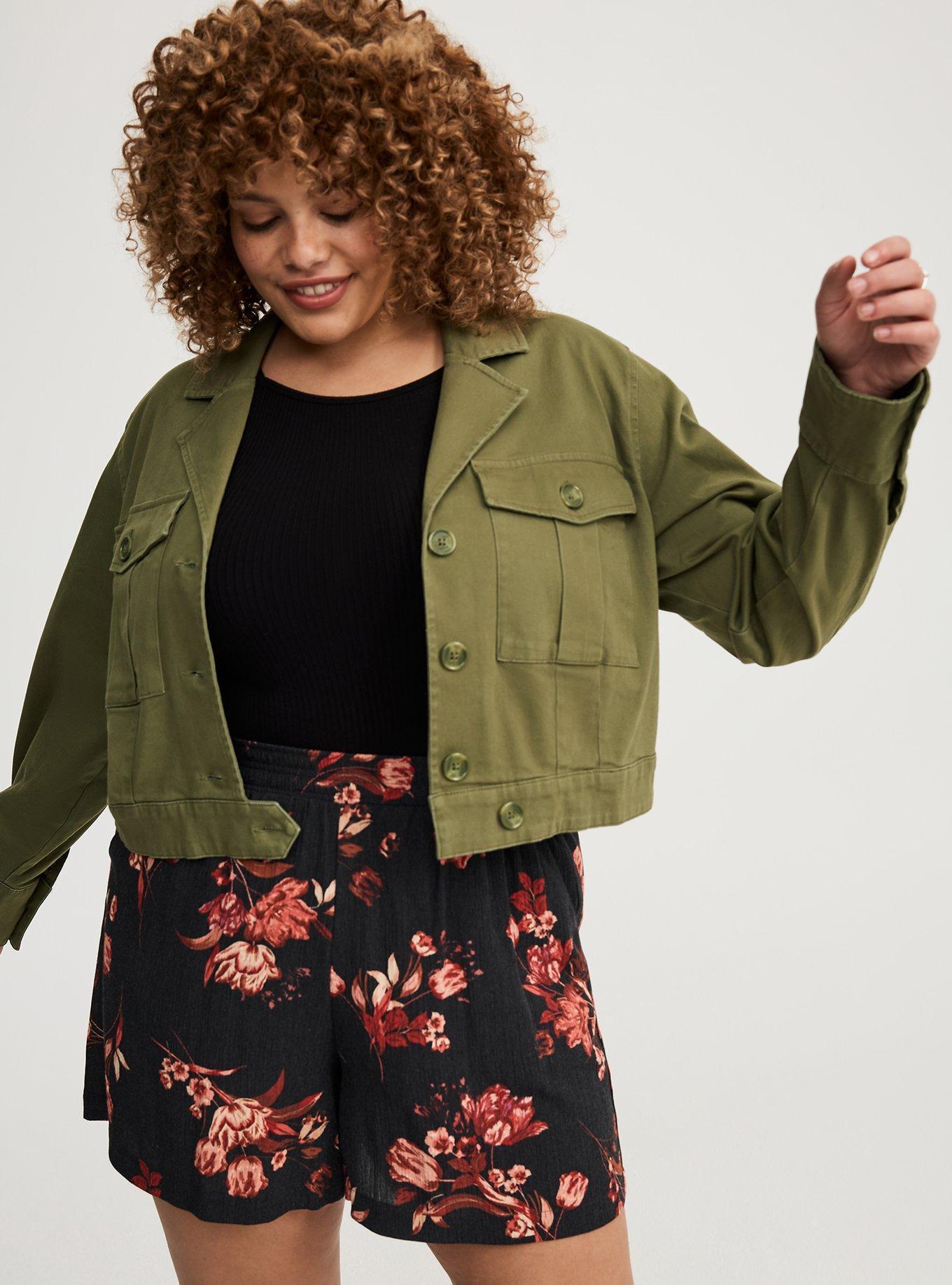 LT WT TWILL SAFARI JACKET Product Image