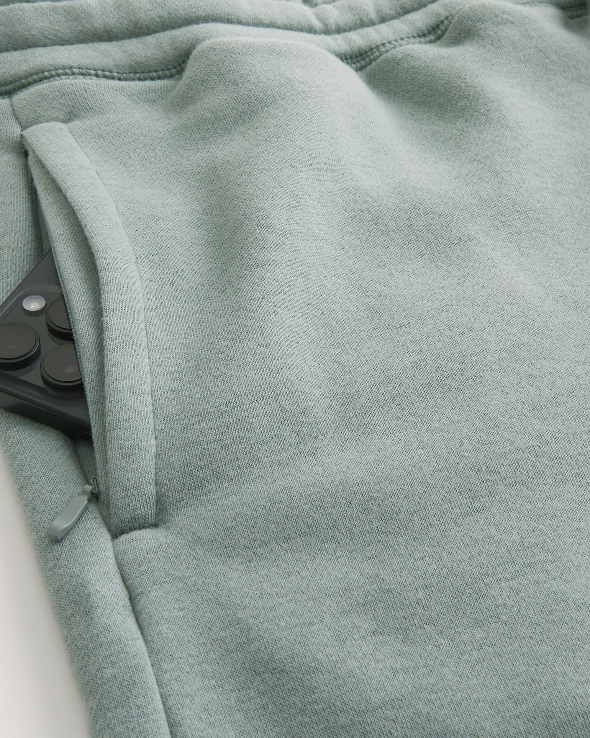 Camo Baggy Sweatpants Product Image