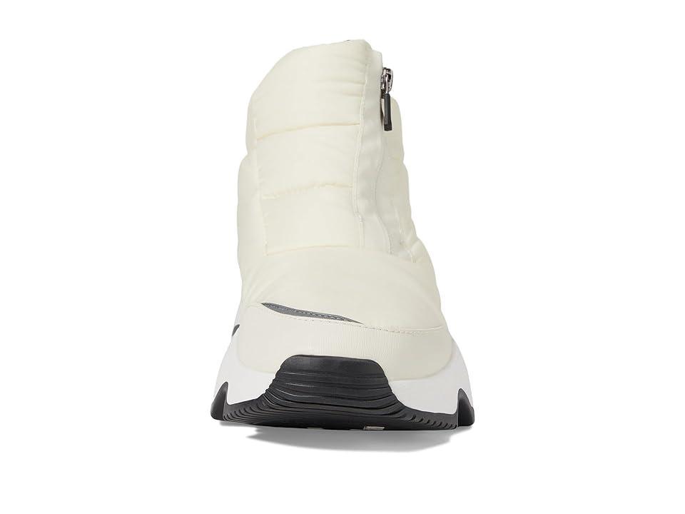 KINETIC™ Impact Women's Puffy Zip Waterproof Boot Product Image