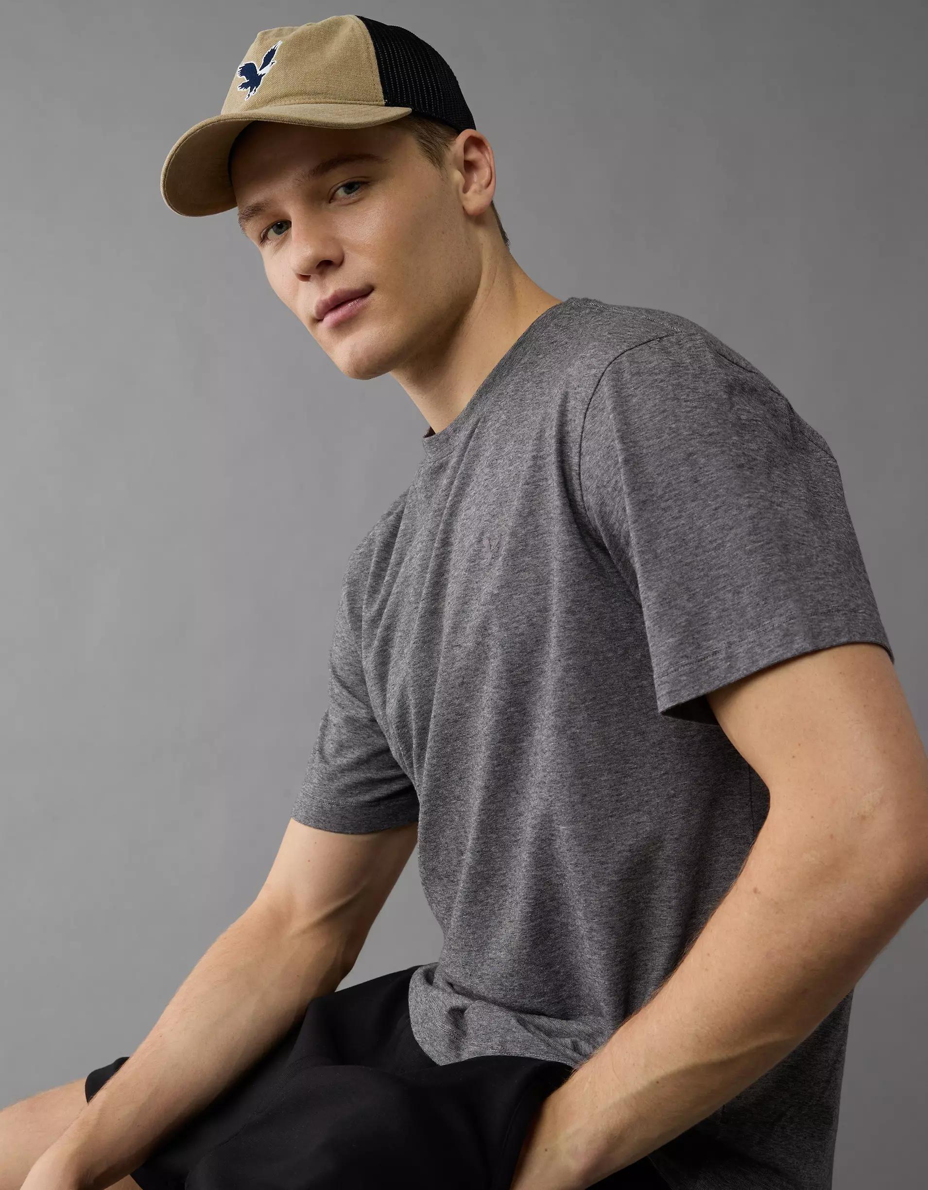 AE 24/7 Club T-Shirt Product Image