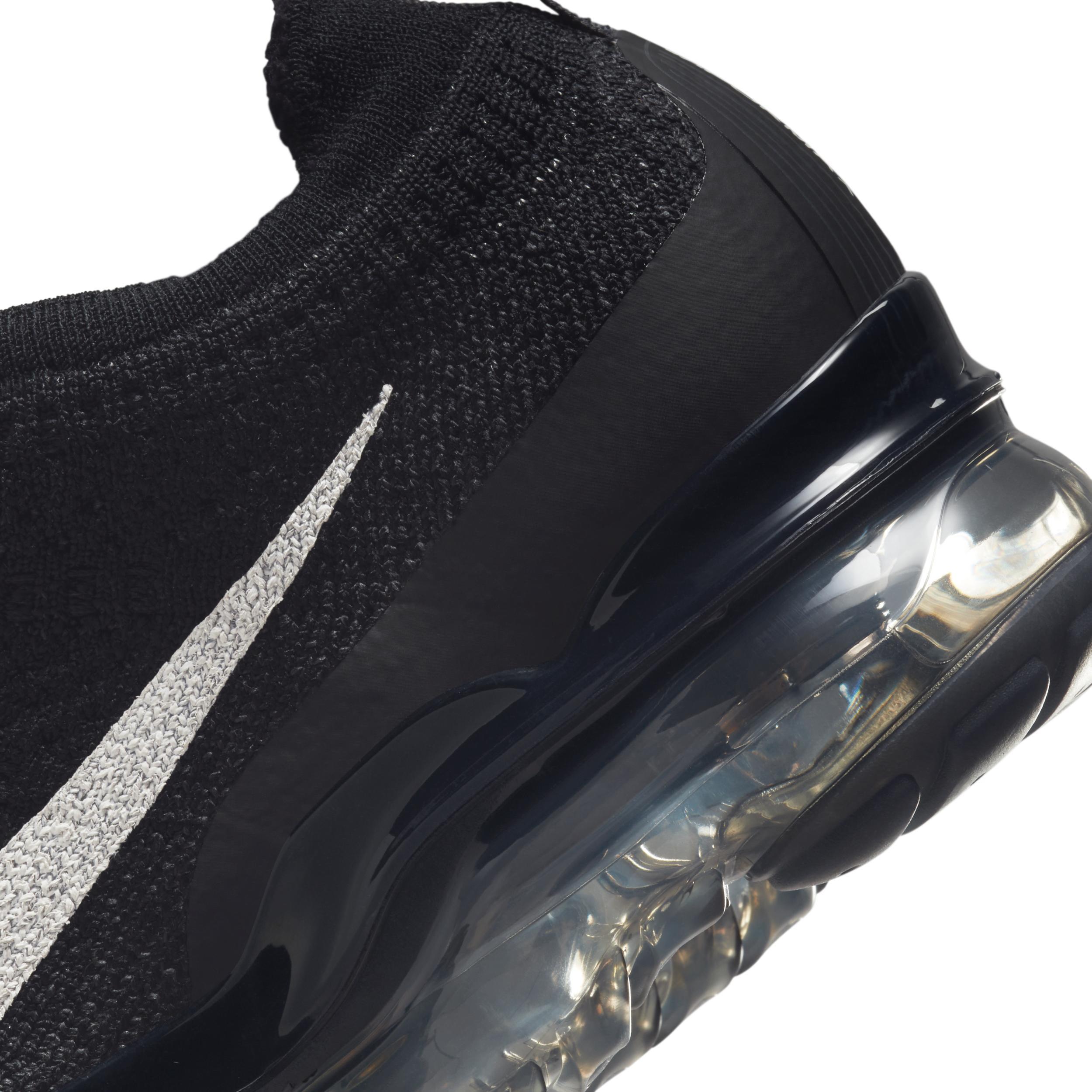 Nike Women's Air VaporMax 2023 Flyknit Shoes Product Image