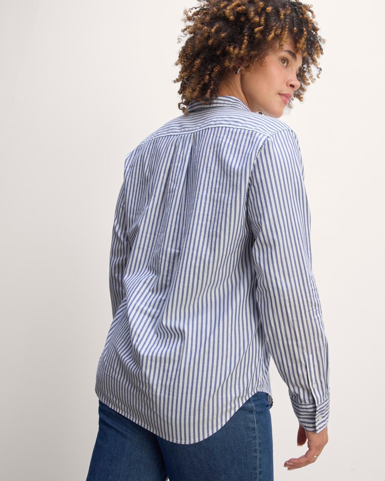 Womens Must-Have Shirt in Silky Cotton by Everlane Size 0 Product Image