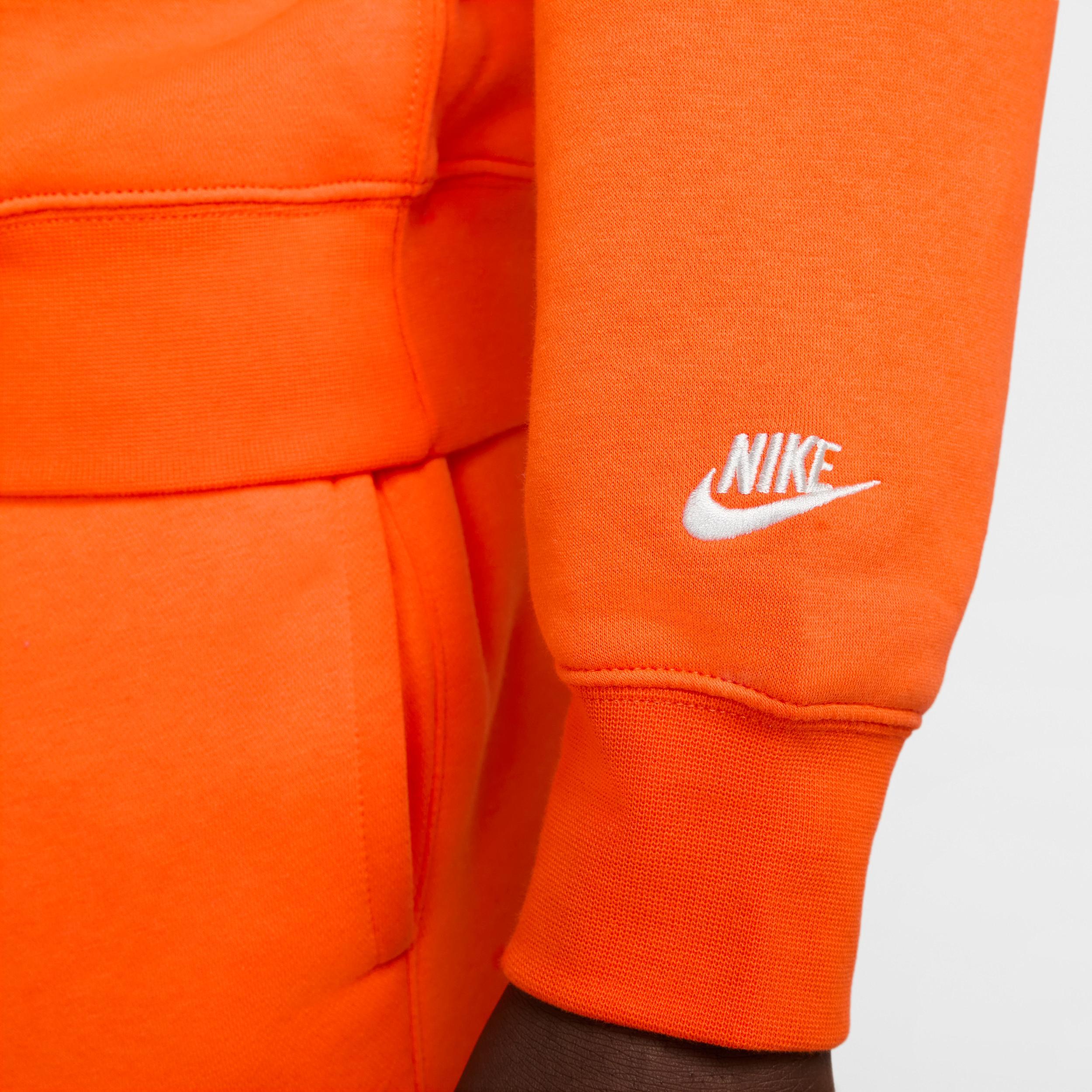 Nike Men's Club Fleece Crew Product Image