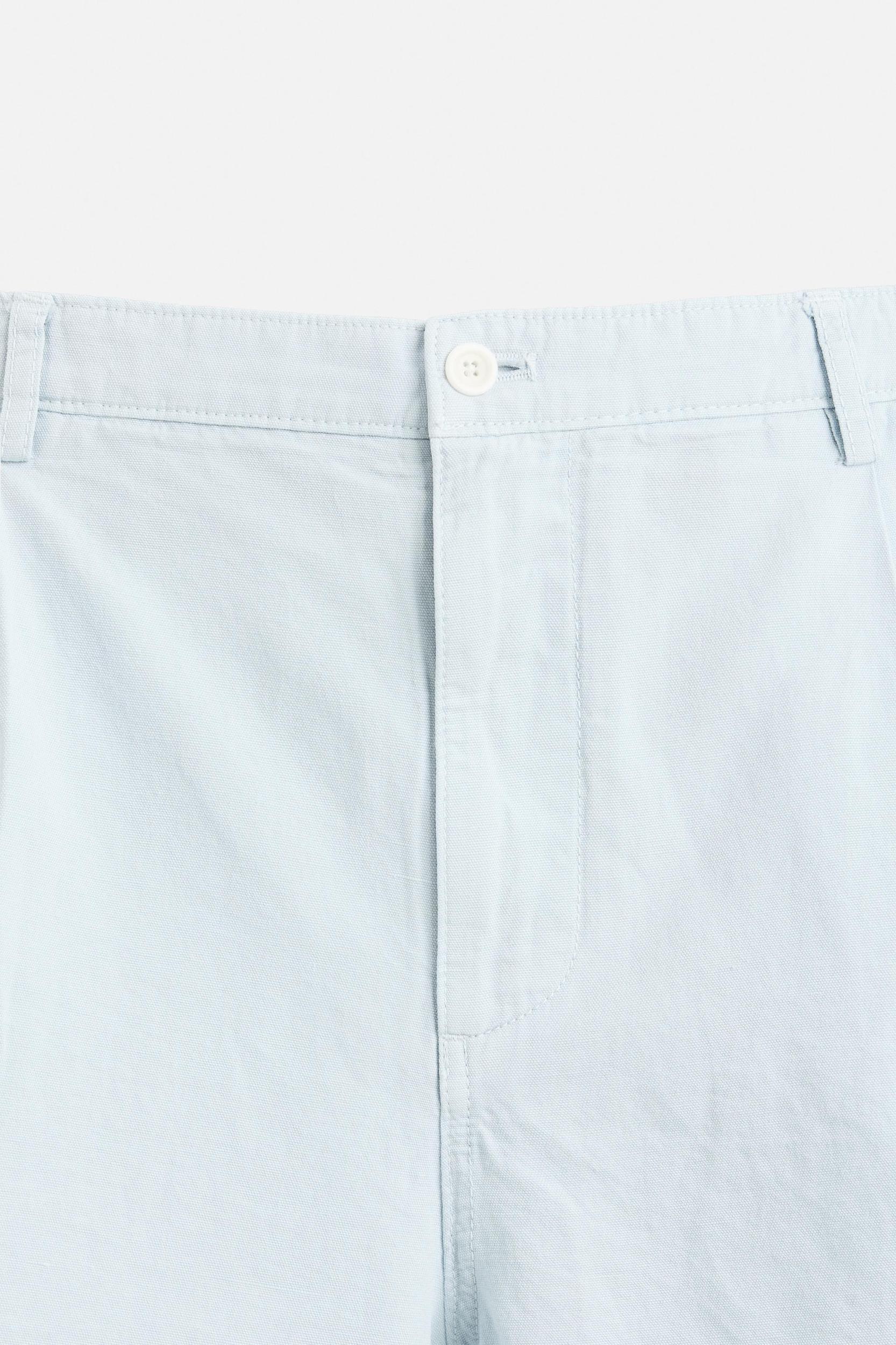 WASHED PLEATED SHORTS Product Image