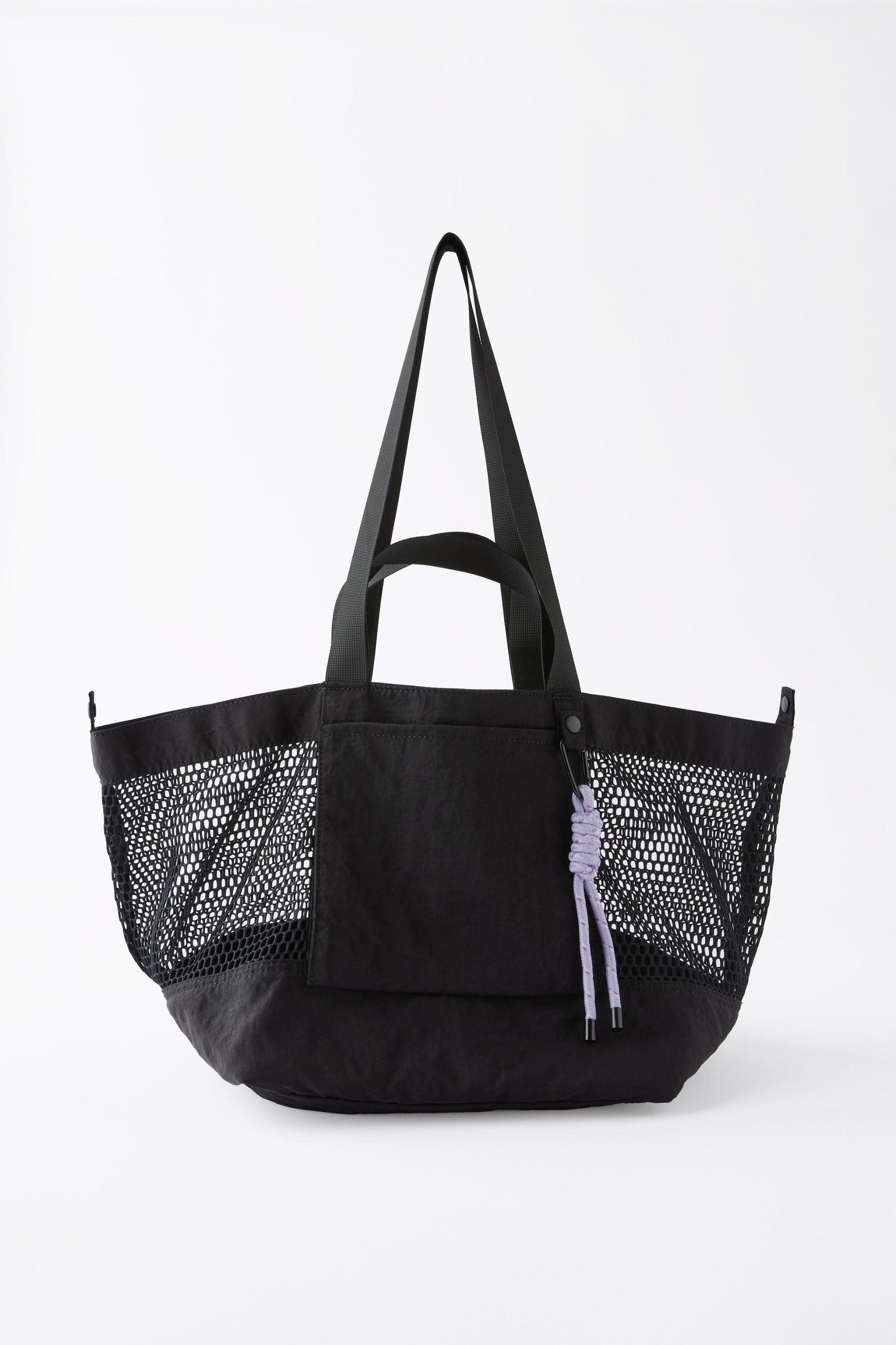 Active Mesh Tote Product Image