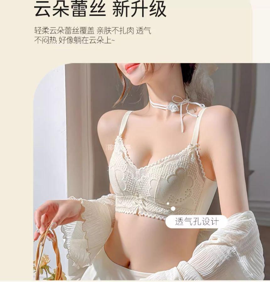 Bow Lace Wireless Push Up Bra Product Image