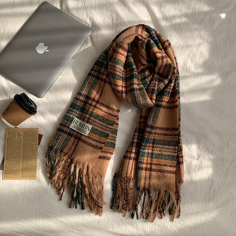 Plaid Fringed Trim Scarf Product Image