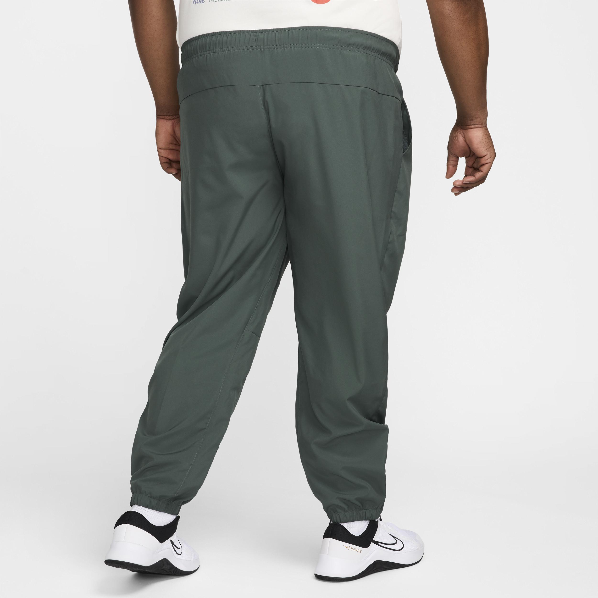 Nike Form Men's Dri-FIT Tapered Versatile Pants Product Image