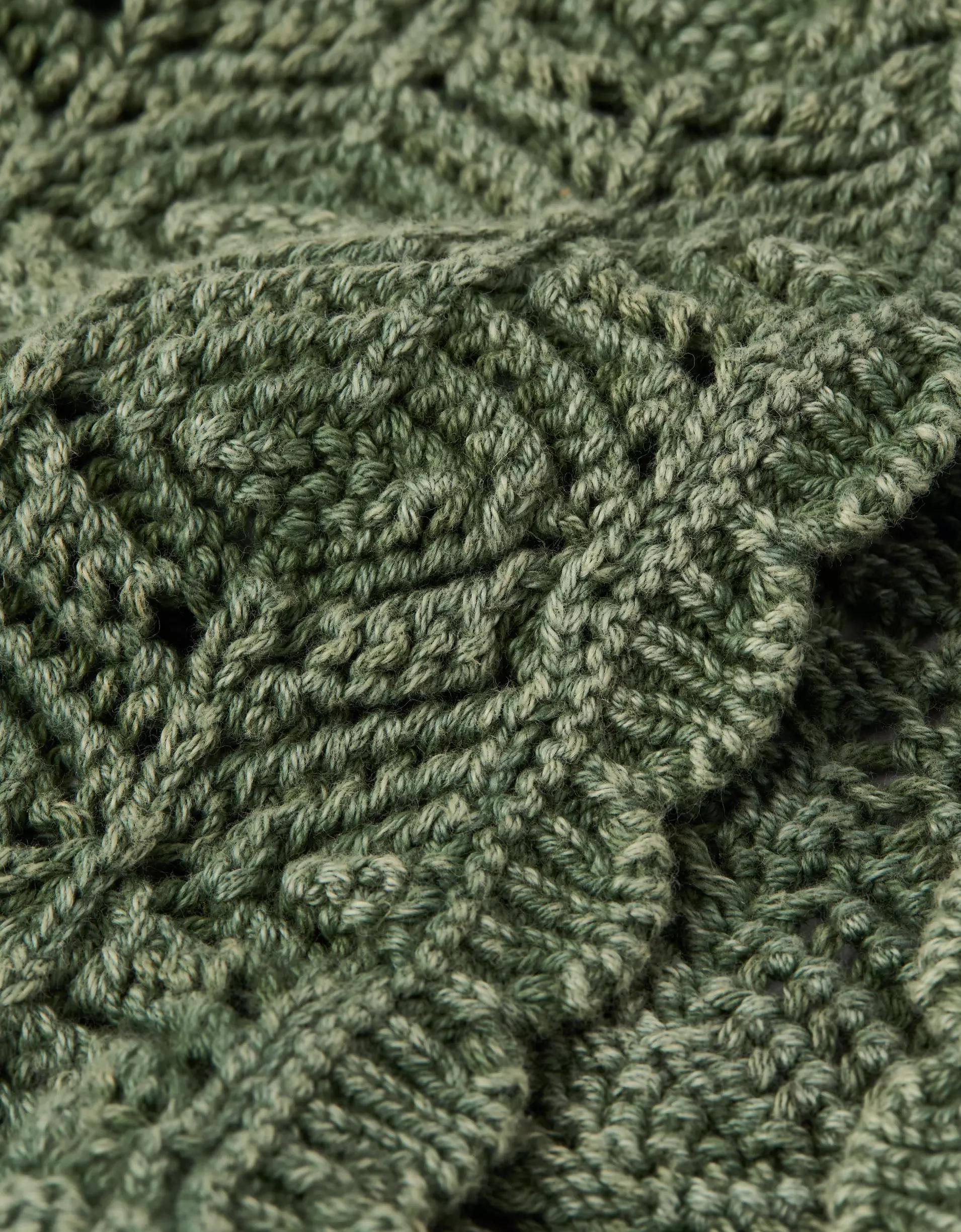 AE Tie Front Crochet Vest Product Image