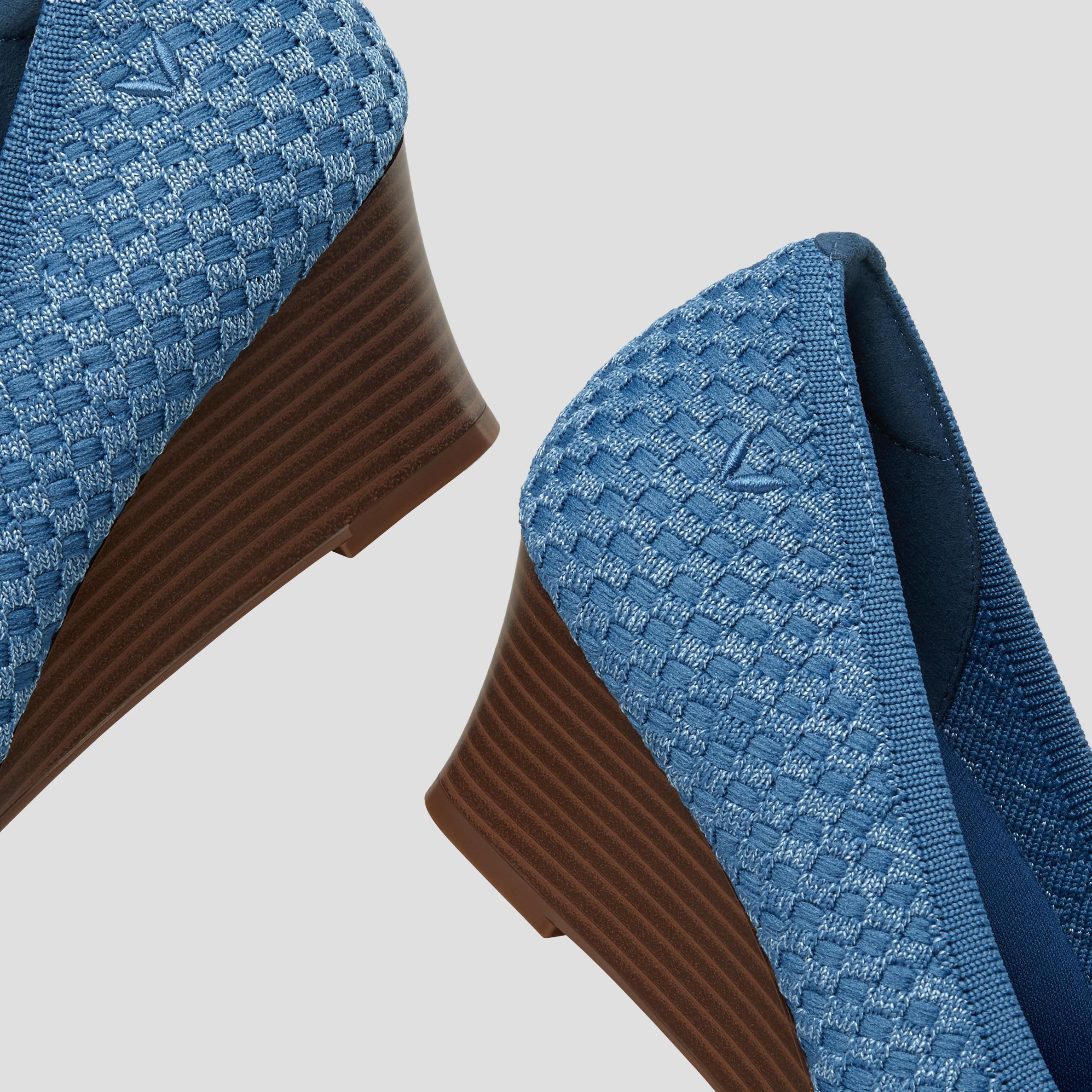 Pointed-Toe Wedge (Aria Wedge Pro) Product Image