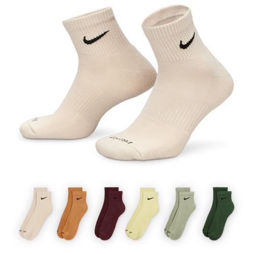 Nike Men's Everyday Plus Cushioned Training Ankle Socks (6 Pairs) Product Image