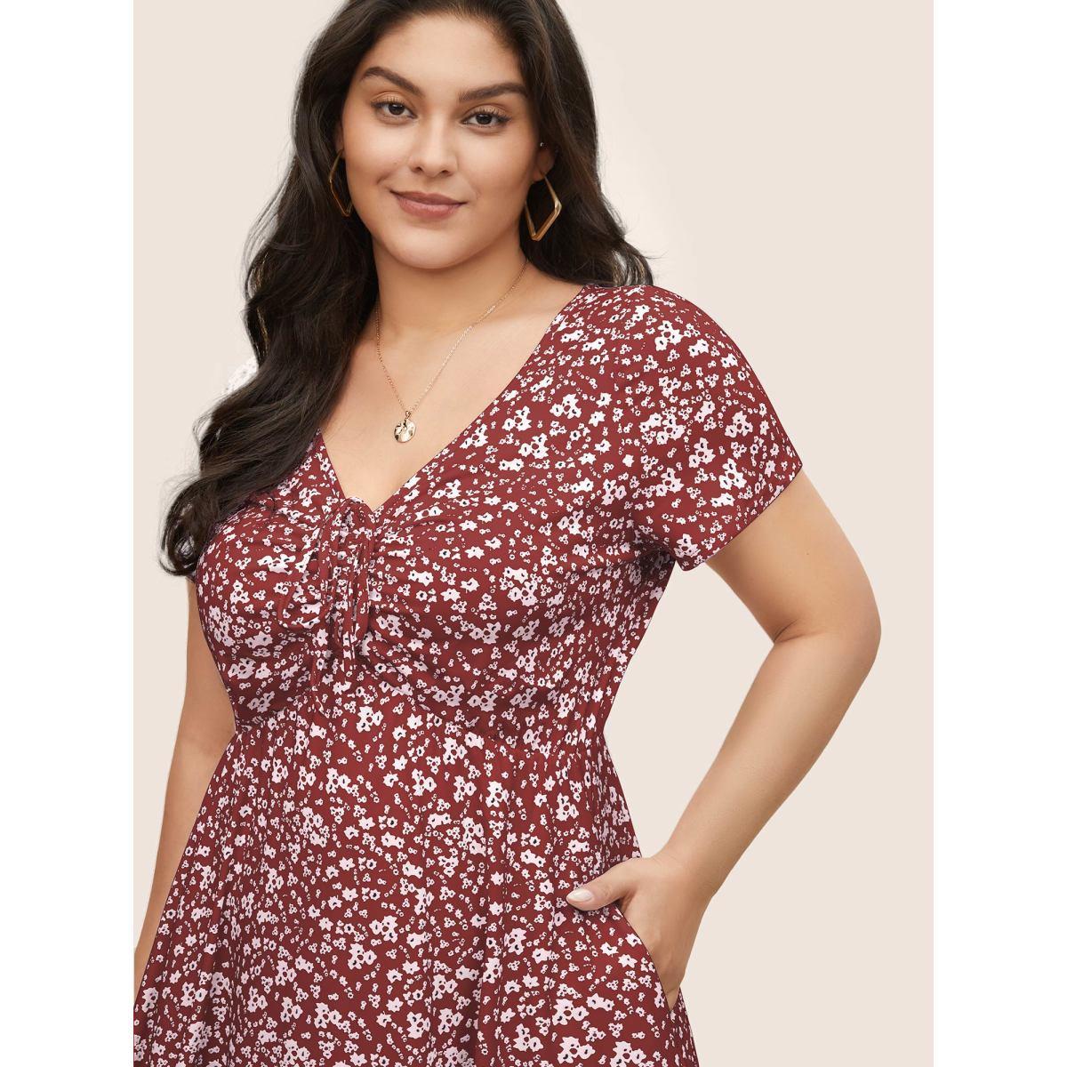 Plus Size Ditsy Floral Elastic Waist Knot Drawstring Dress Russet Women Leisure Non V-neck Short sleeve Curvy Midi Dress BloomChic 14-16/1X Product Image